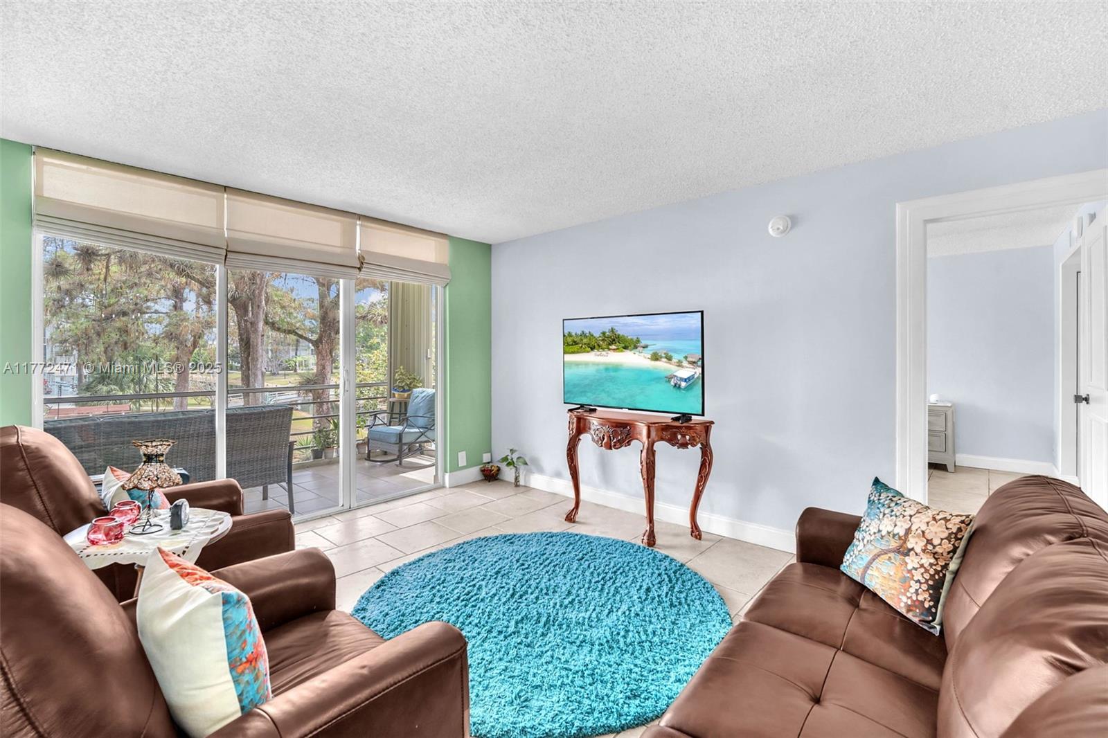 CYPRESS CHASE CONDO NO 3 - Residential