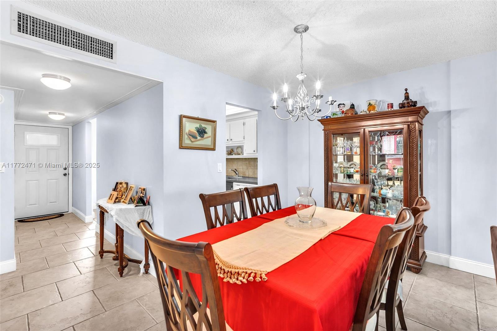 CYPRESS CHASE CONDO NO 3 - Residential