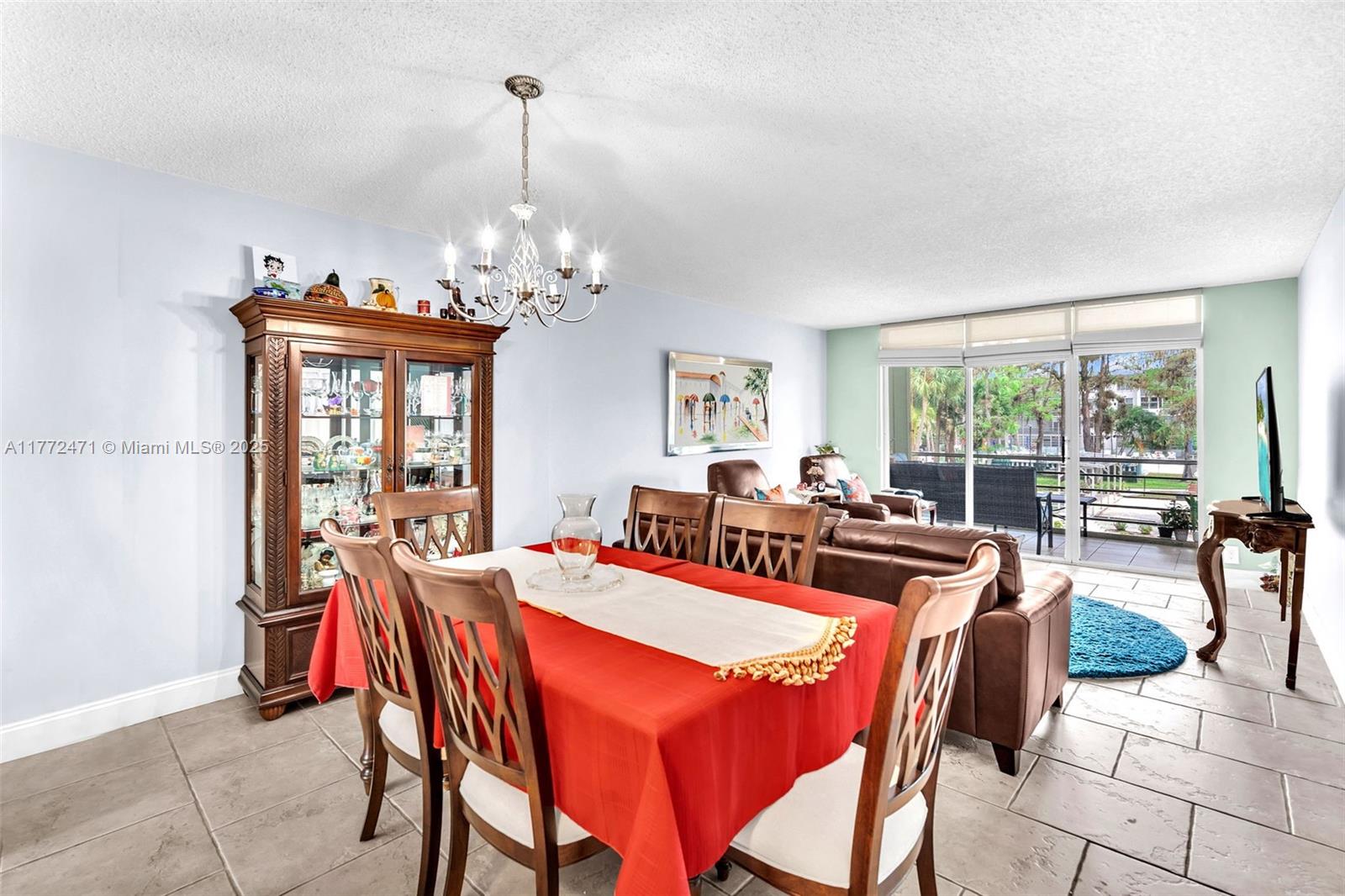 CYPRESS CHASE CONDO NO 3 - Residential