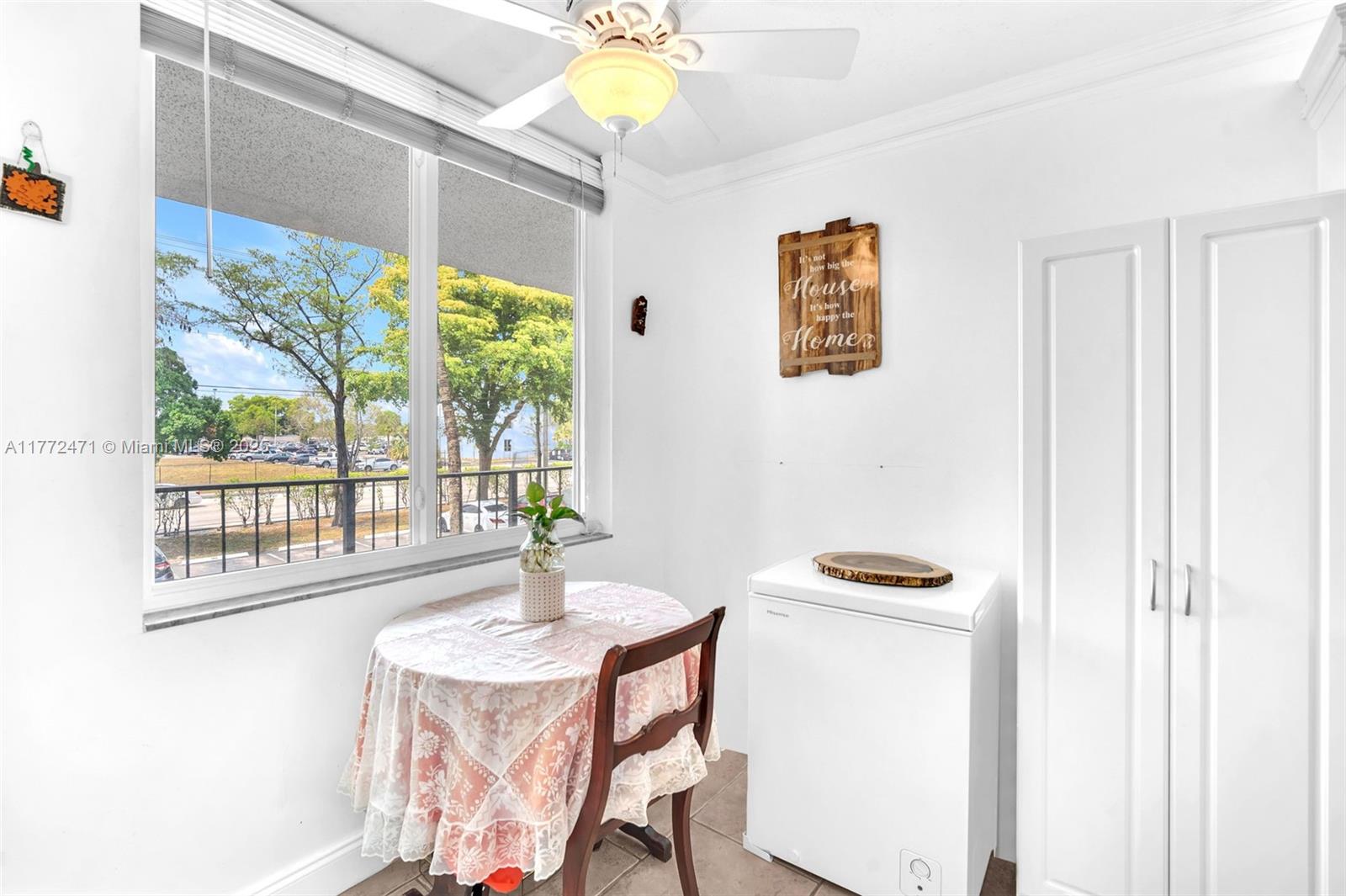 CYPRESS CHASE CONDO NO 3 - Residential