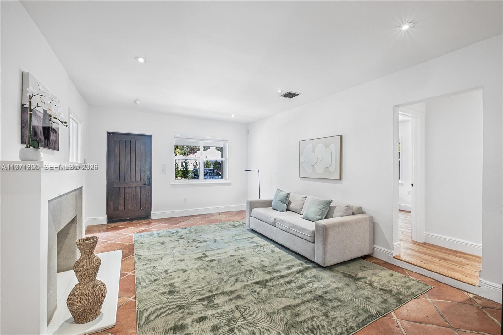 South Coconut Grove - Residential Lease