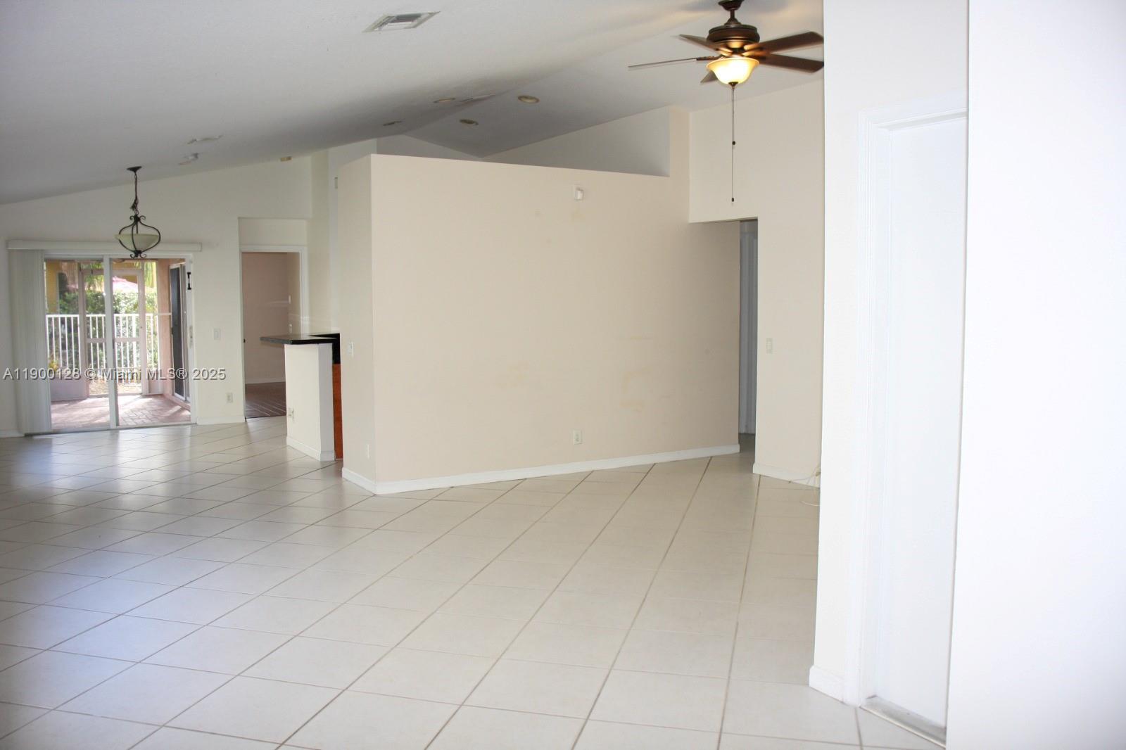 SECTOR 2-PARCELS 12 13 14 - Residential Lease