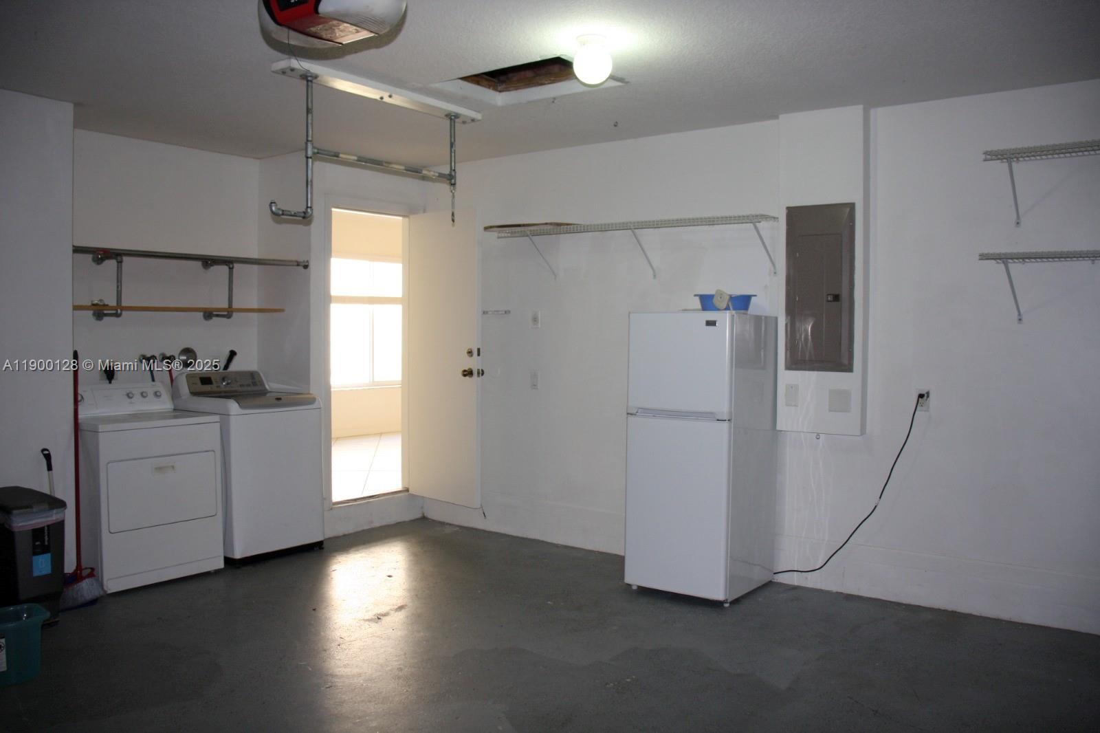 SECTOR 2-PARCELS 12 13 14 - Residential Lease