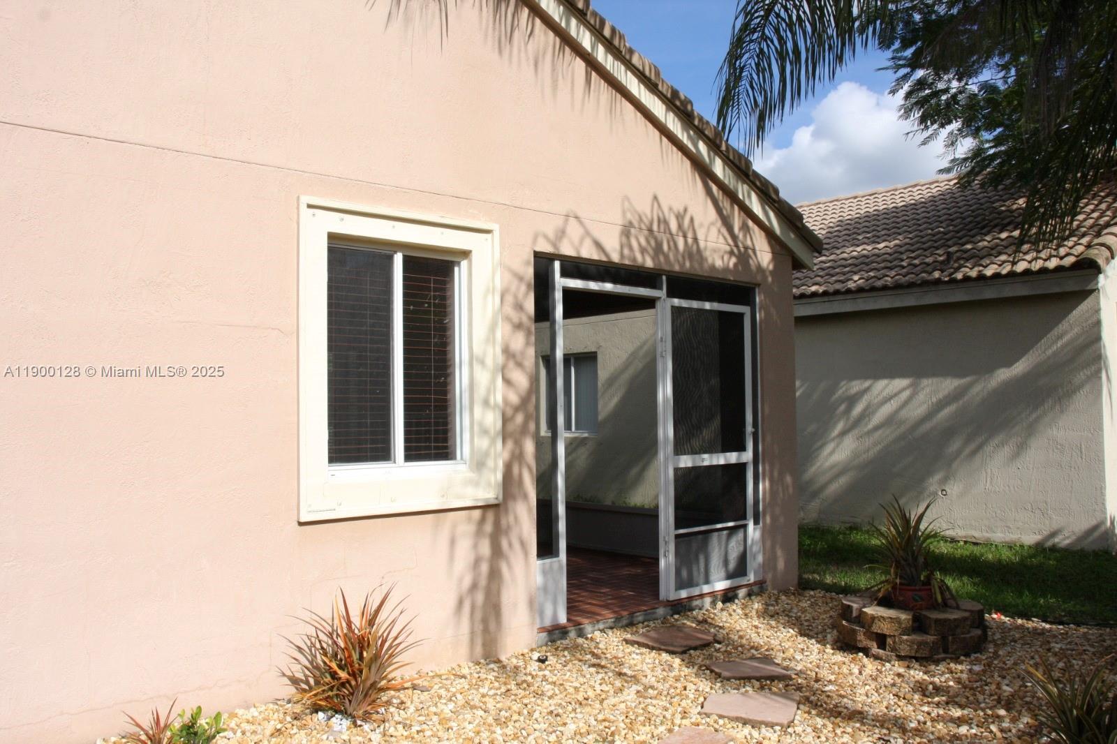 SECTOR 2-PARCELS 12 13 14 - Residential Lease