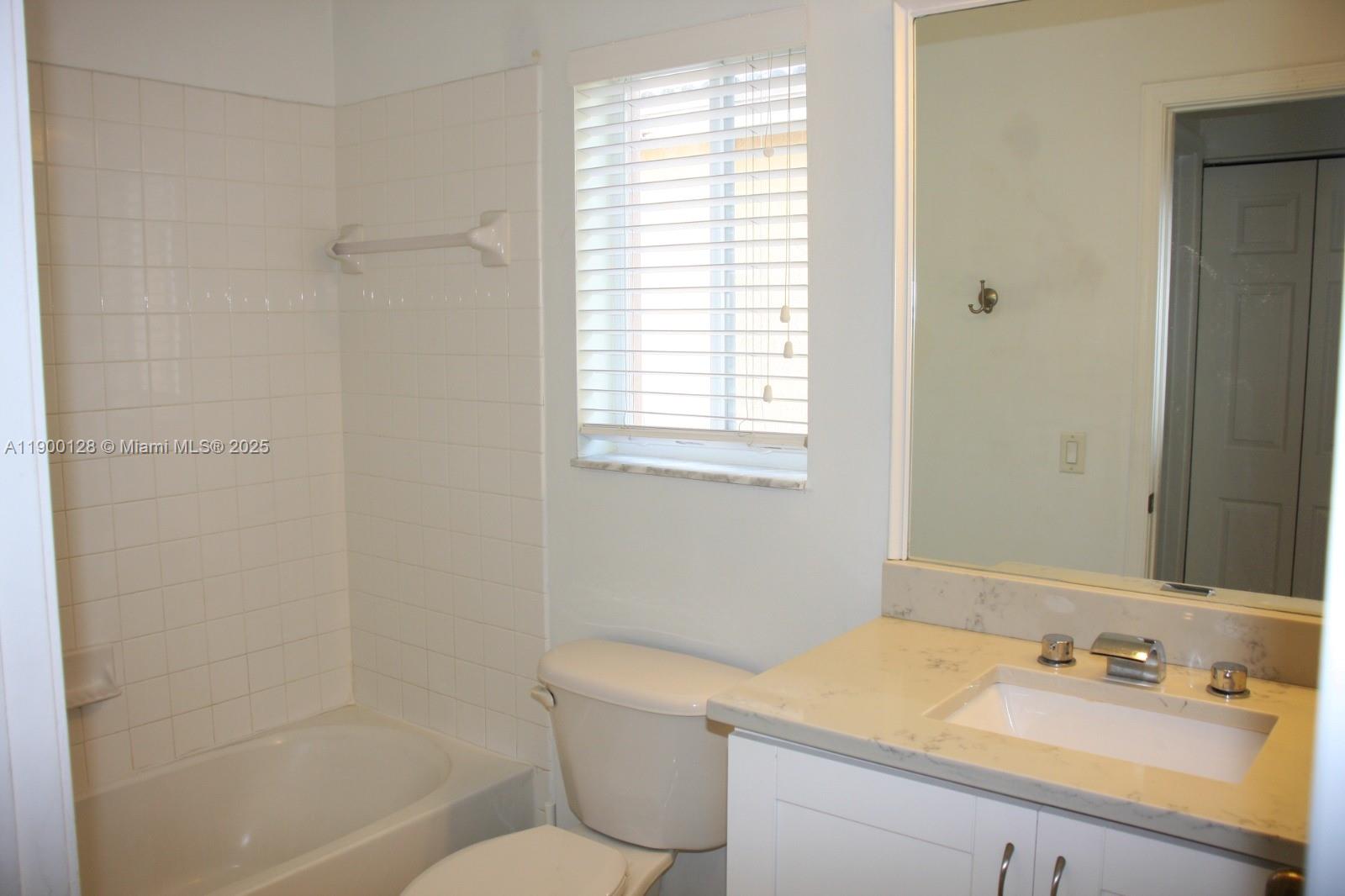 SECTOR 2-PARCELS 12 13 14 - Residential Lease