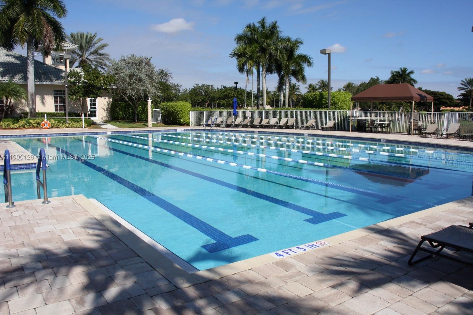 SECTOR 2-PARCELS 12 13 14 - Residential Lease