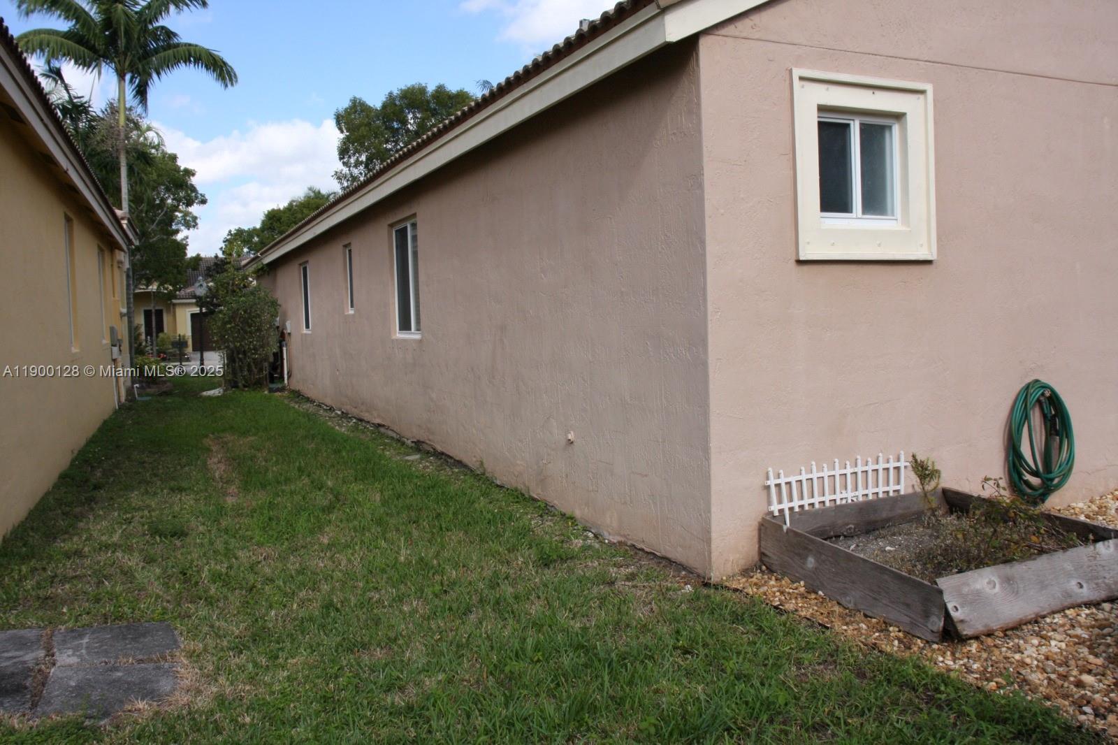 SECTOR 2-PARCELS 12 13 14 - Residential Lease