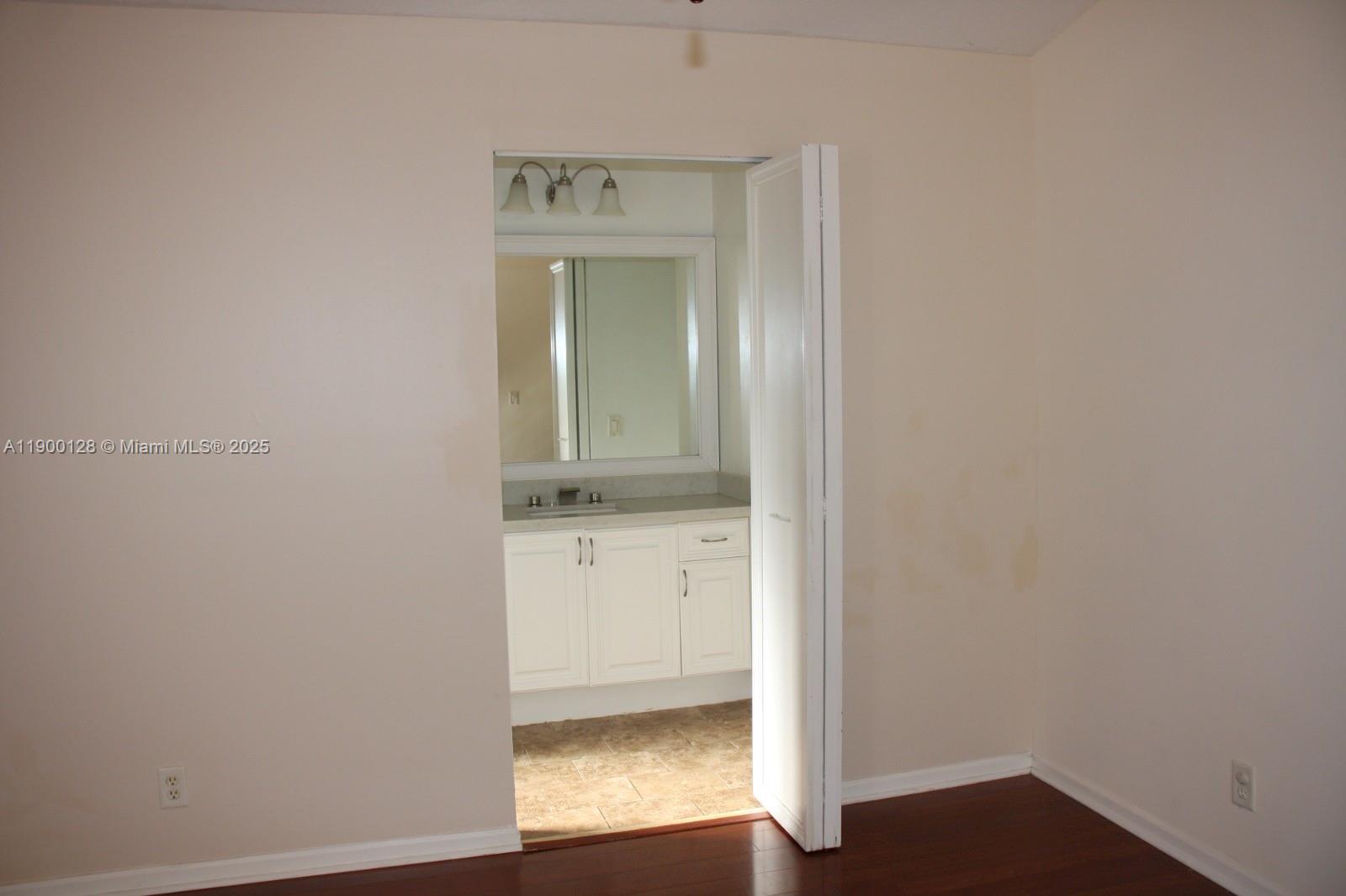 SECTOR 2-PARCELS 12 13 14 - Residential Lease