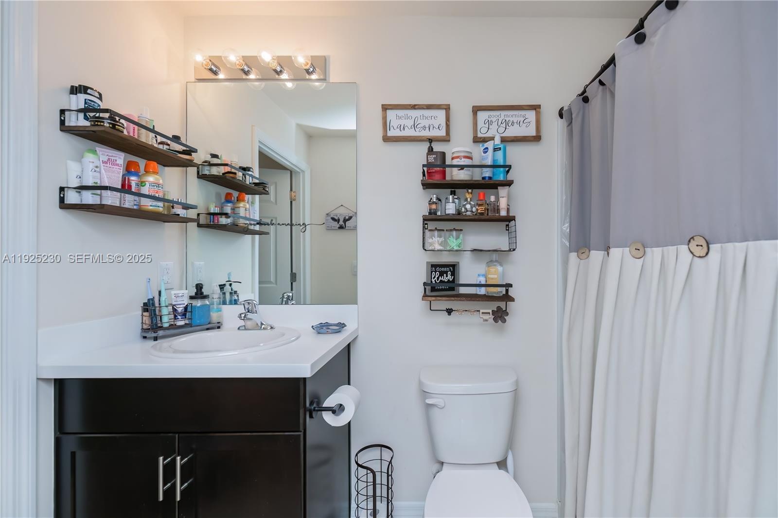 Port Labelle - Residential