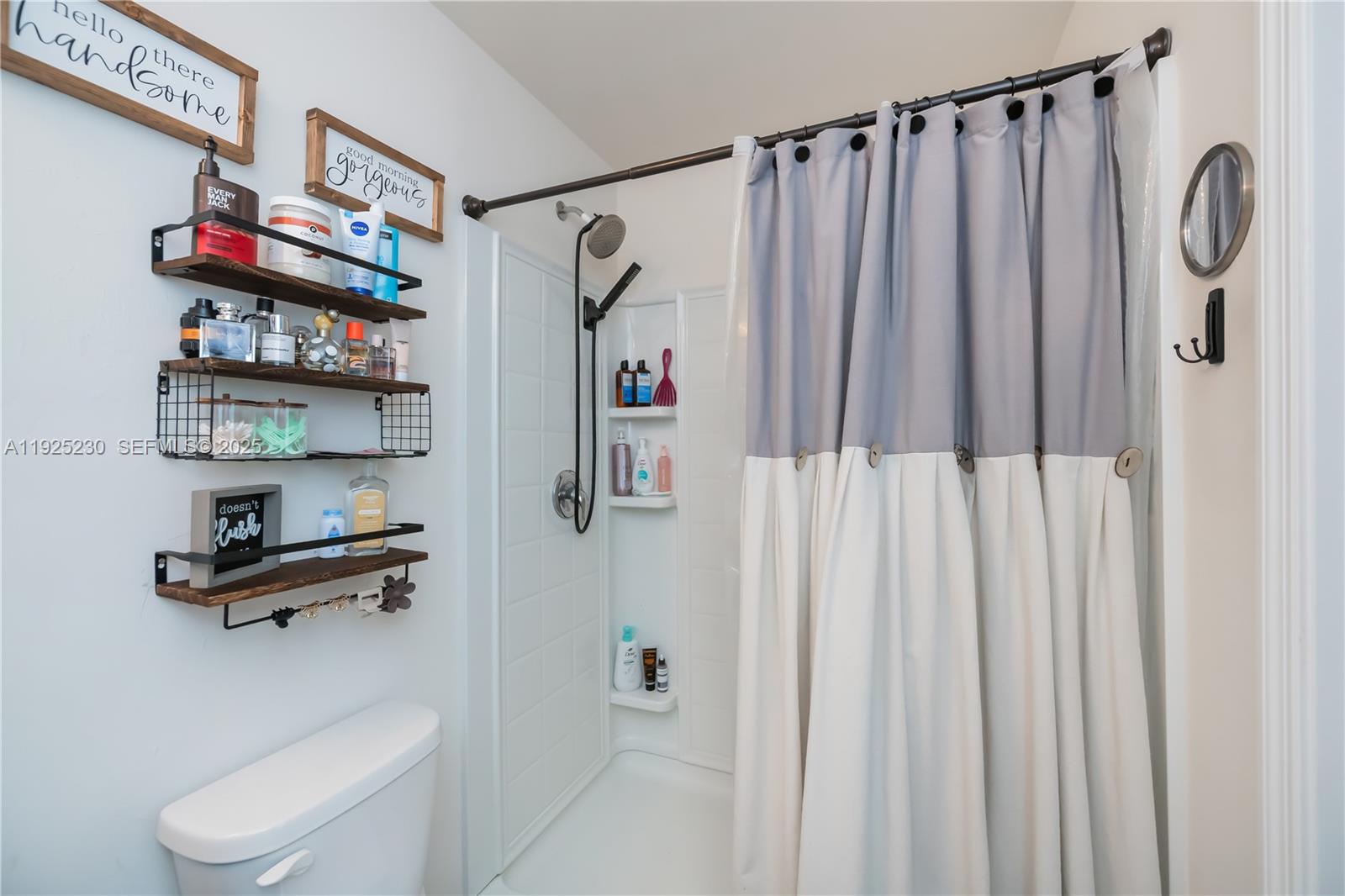 Port Labelle - Residential