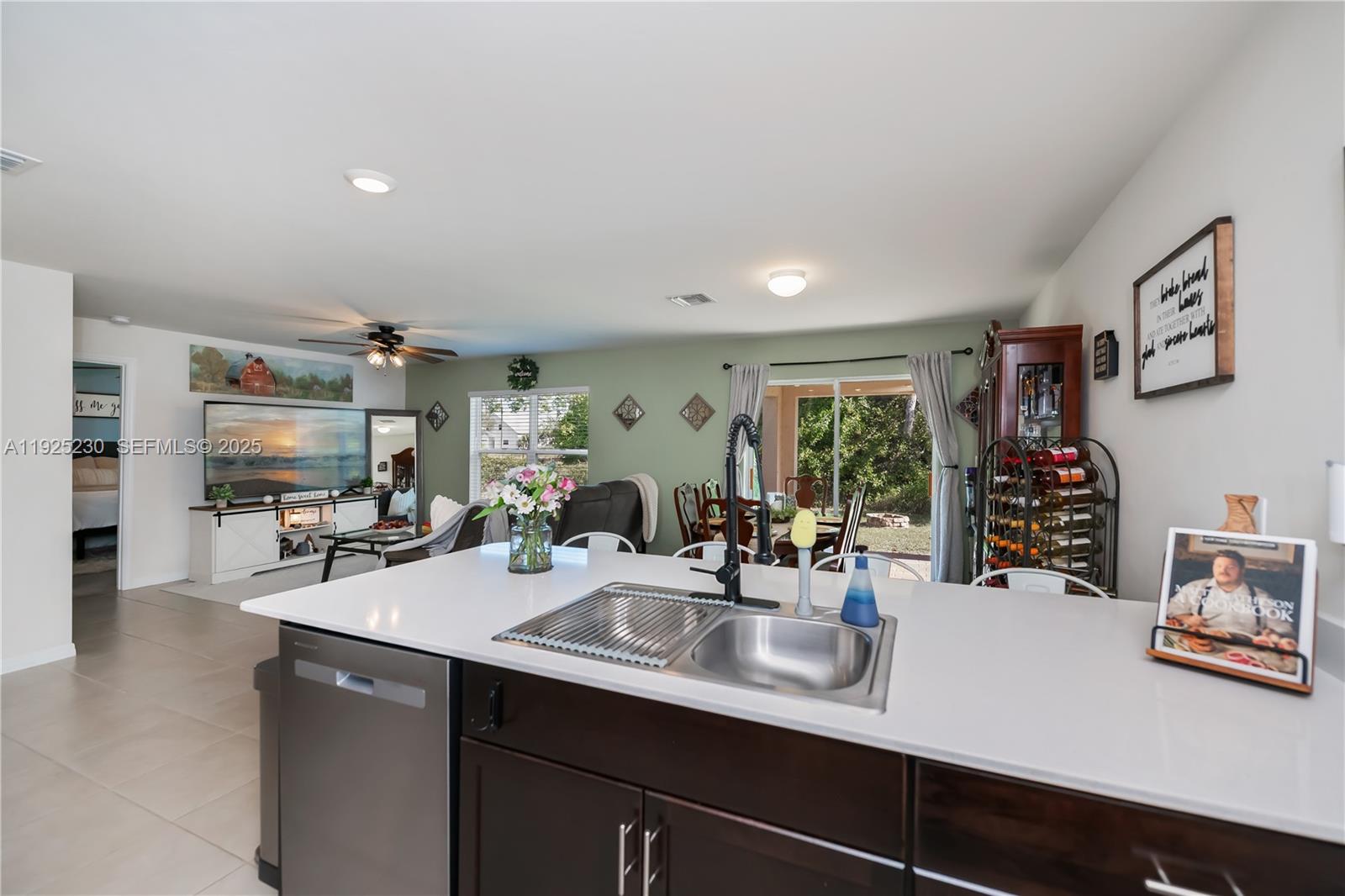 Port Labelle - Residential