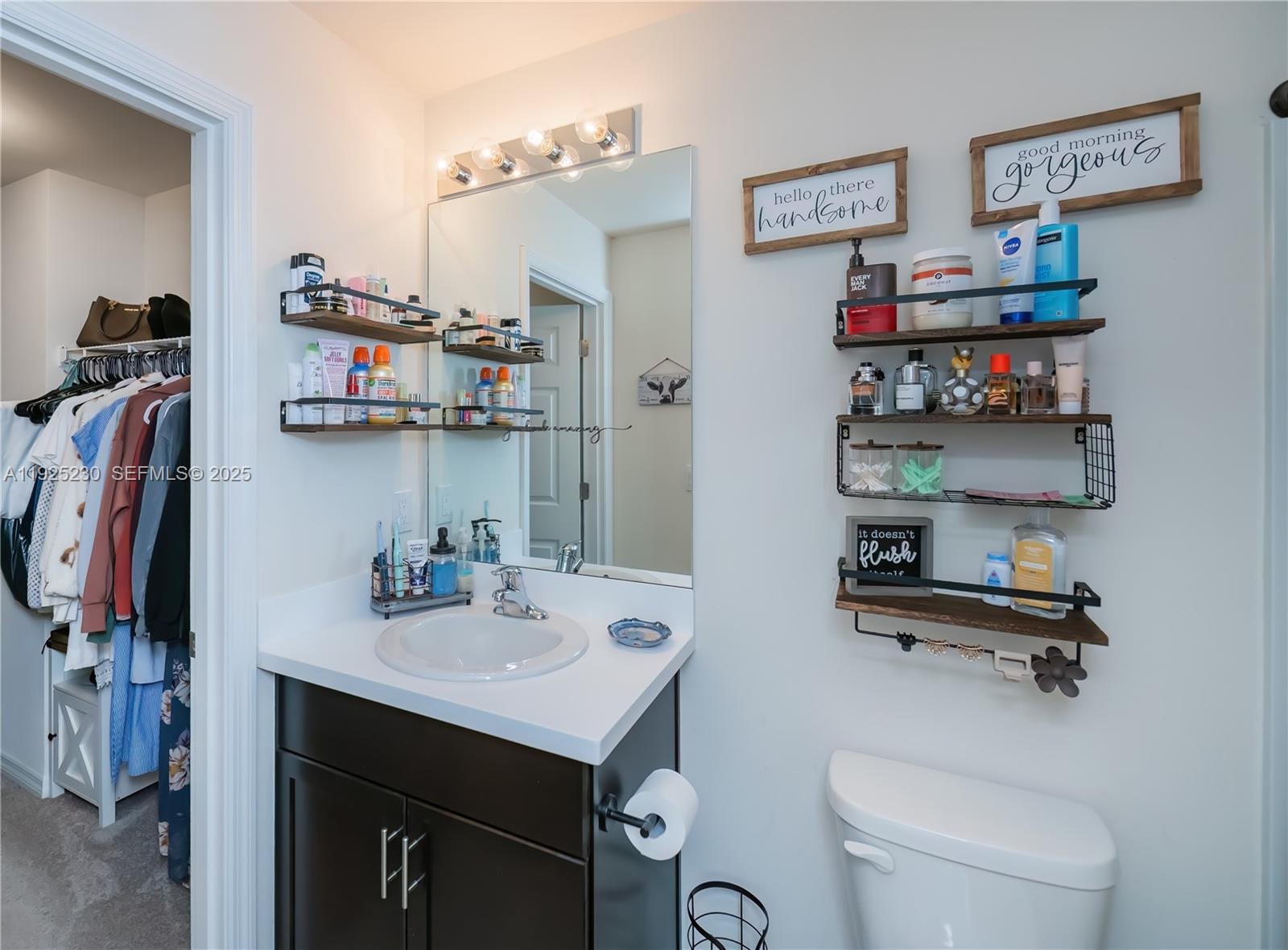 Port Labelle - Residential