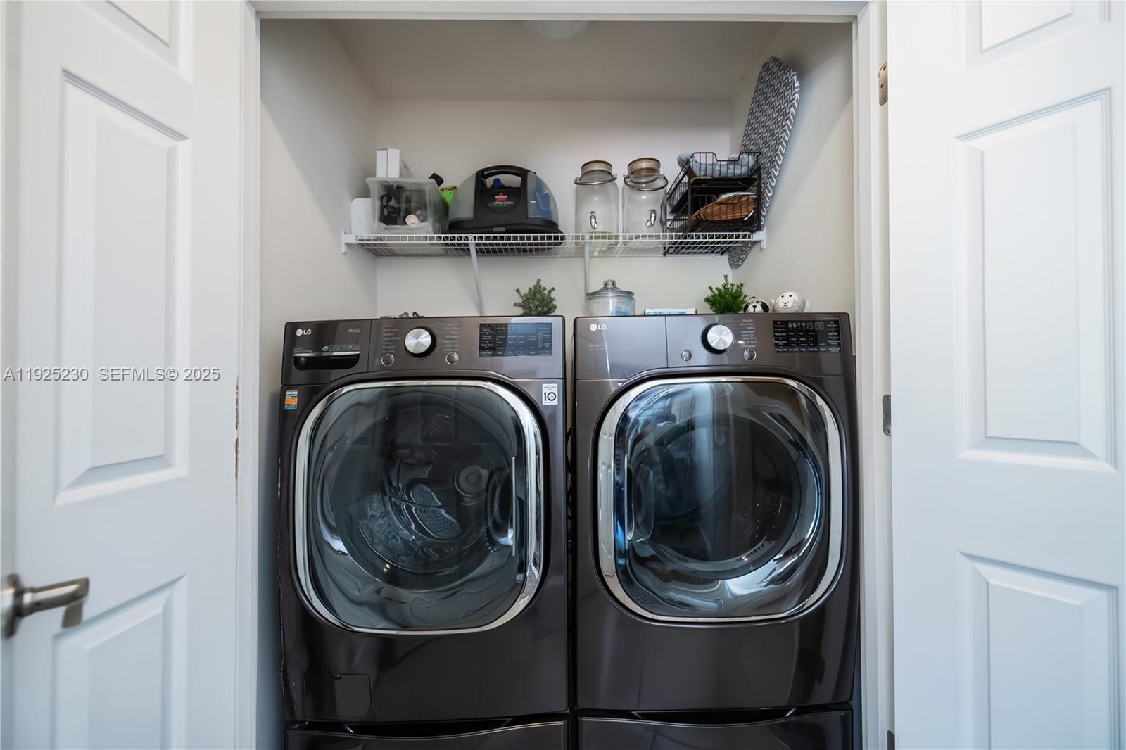 Port Labelle - Residential