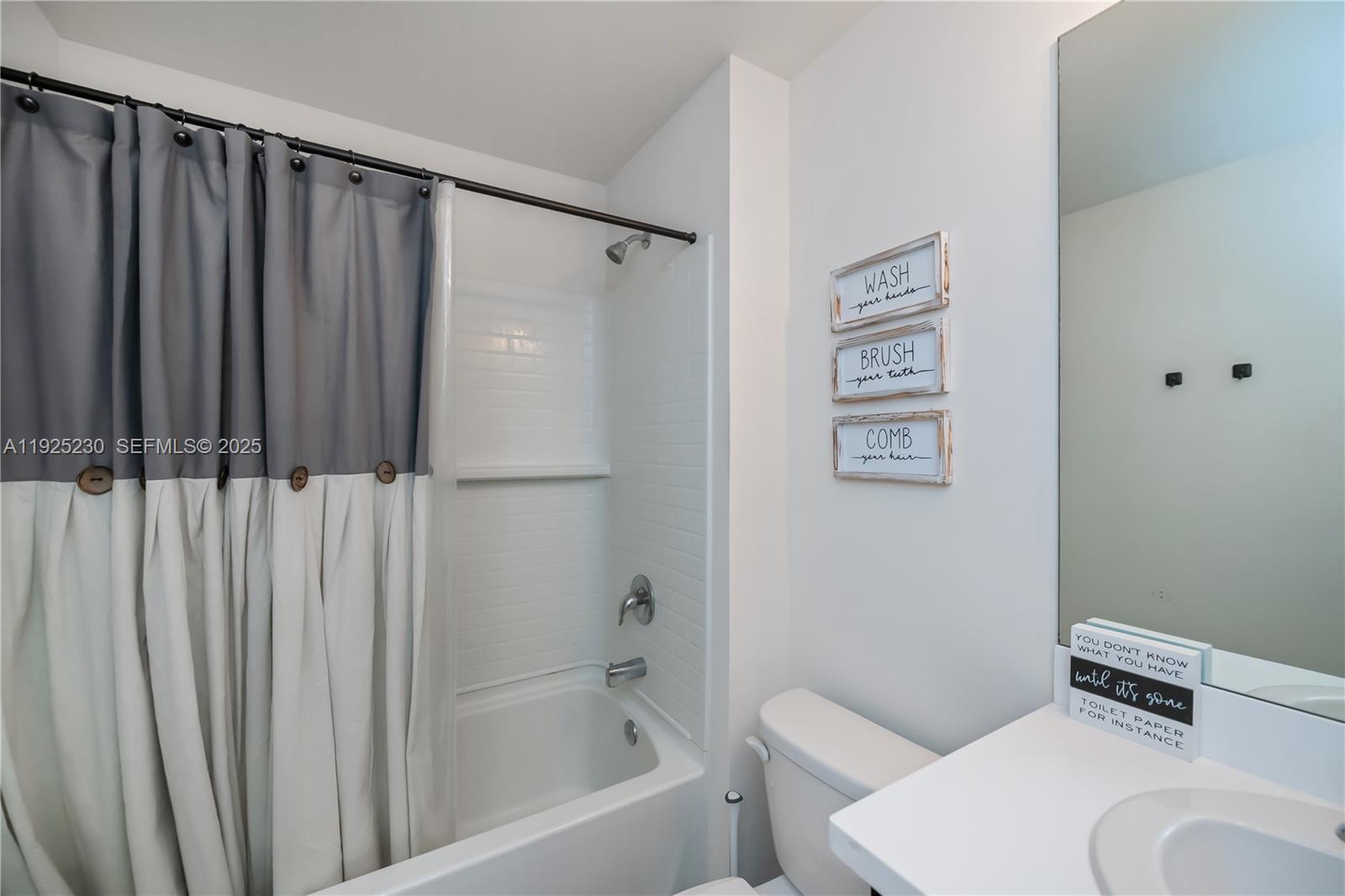 Port Labelle - Residential