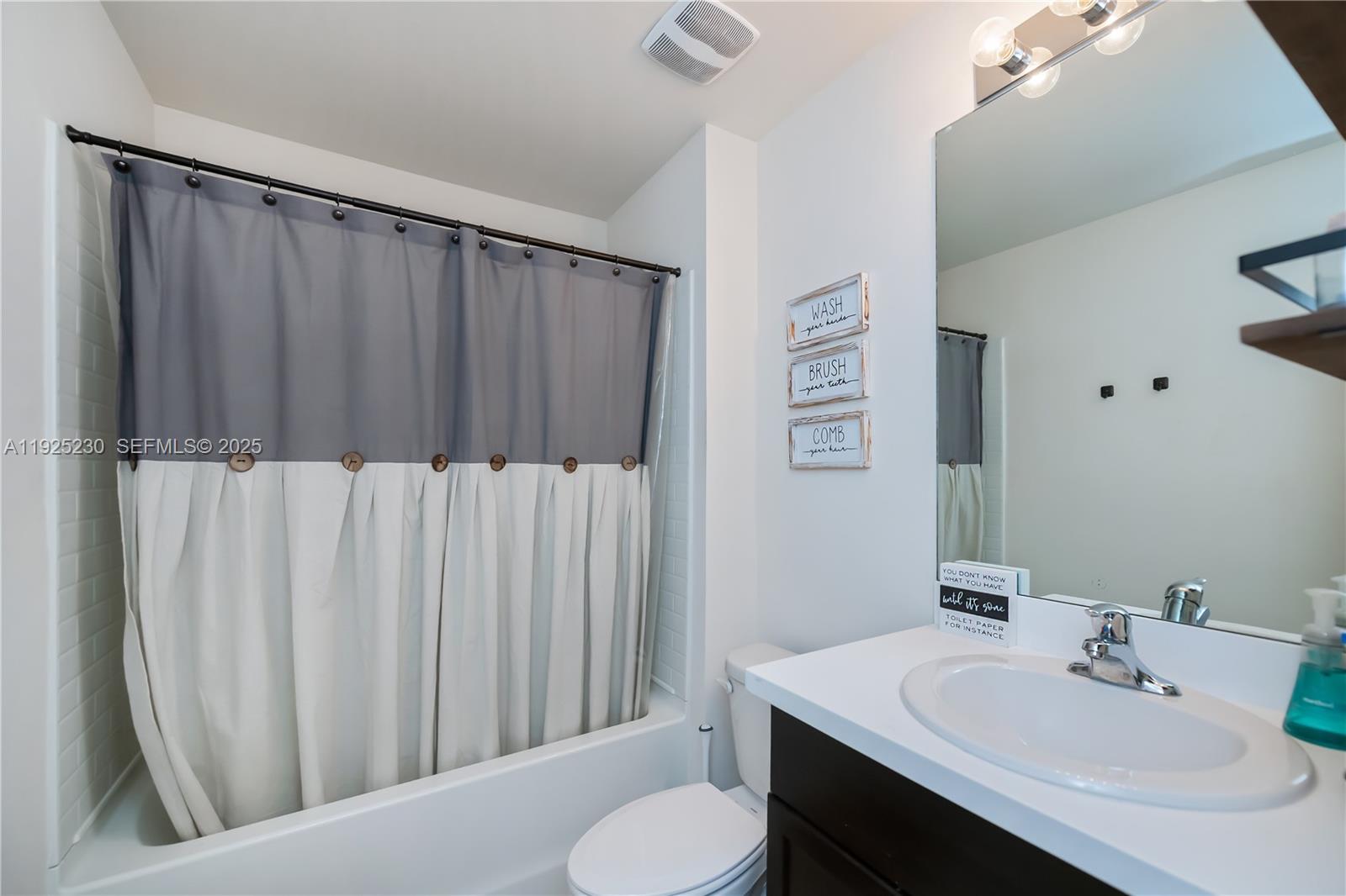 Port Labelle - Residential