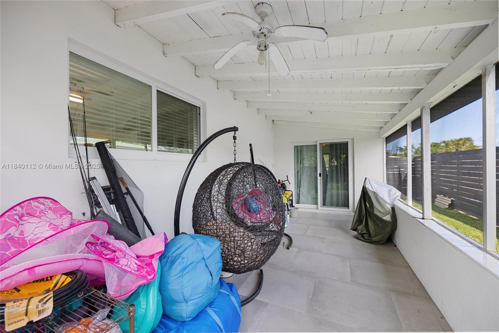 PINE TREE MANOR SEC 4 - Residential