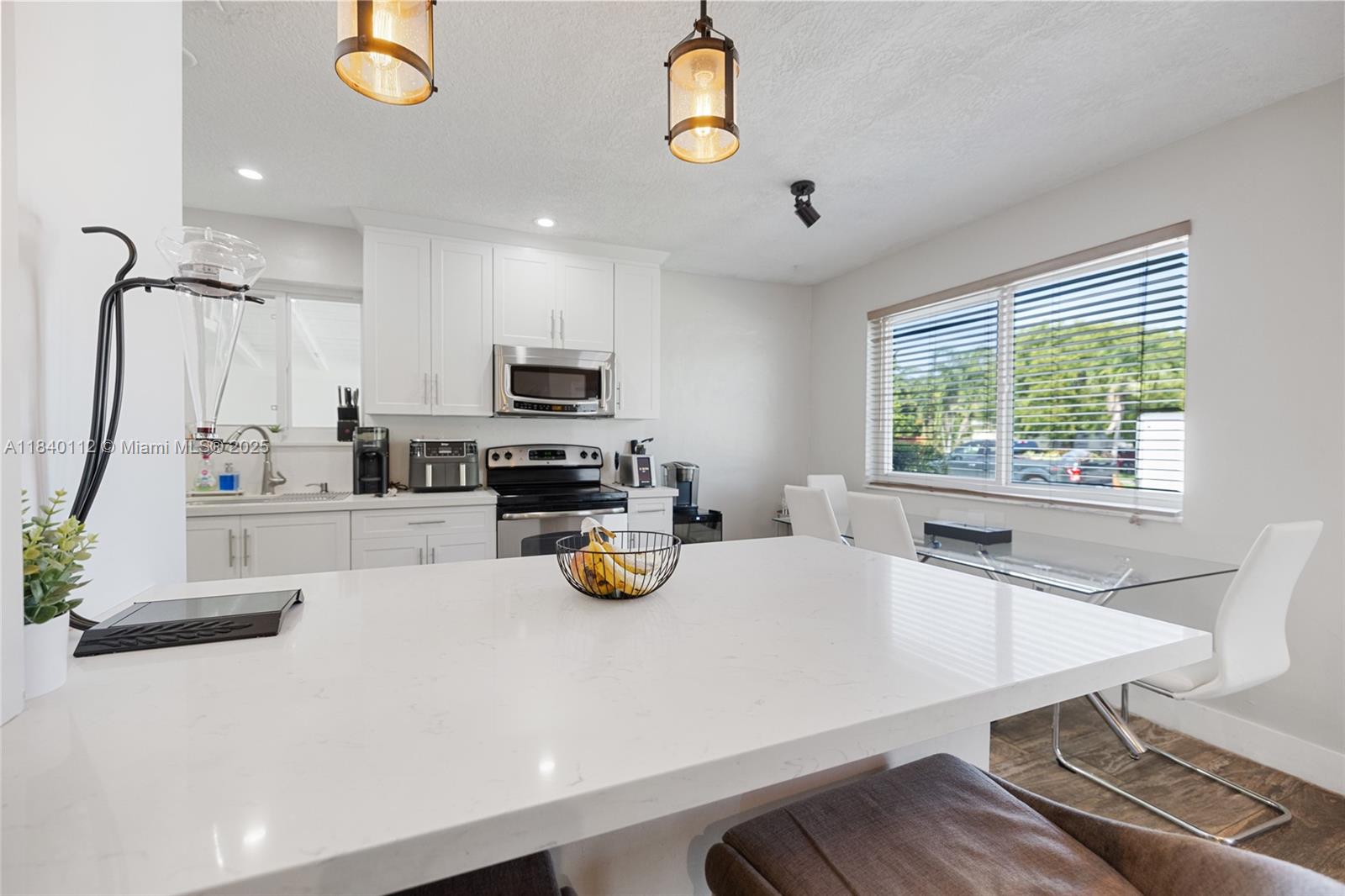 PINE TREE MANOR SEC 4 - Residential