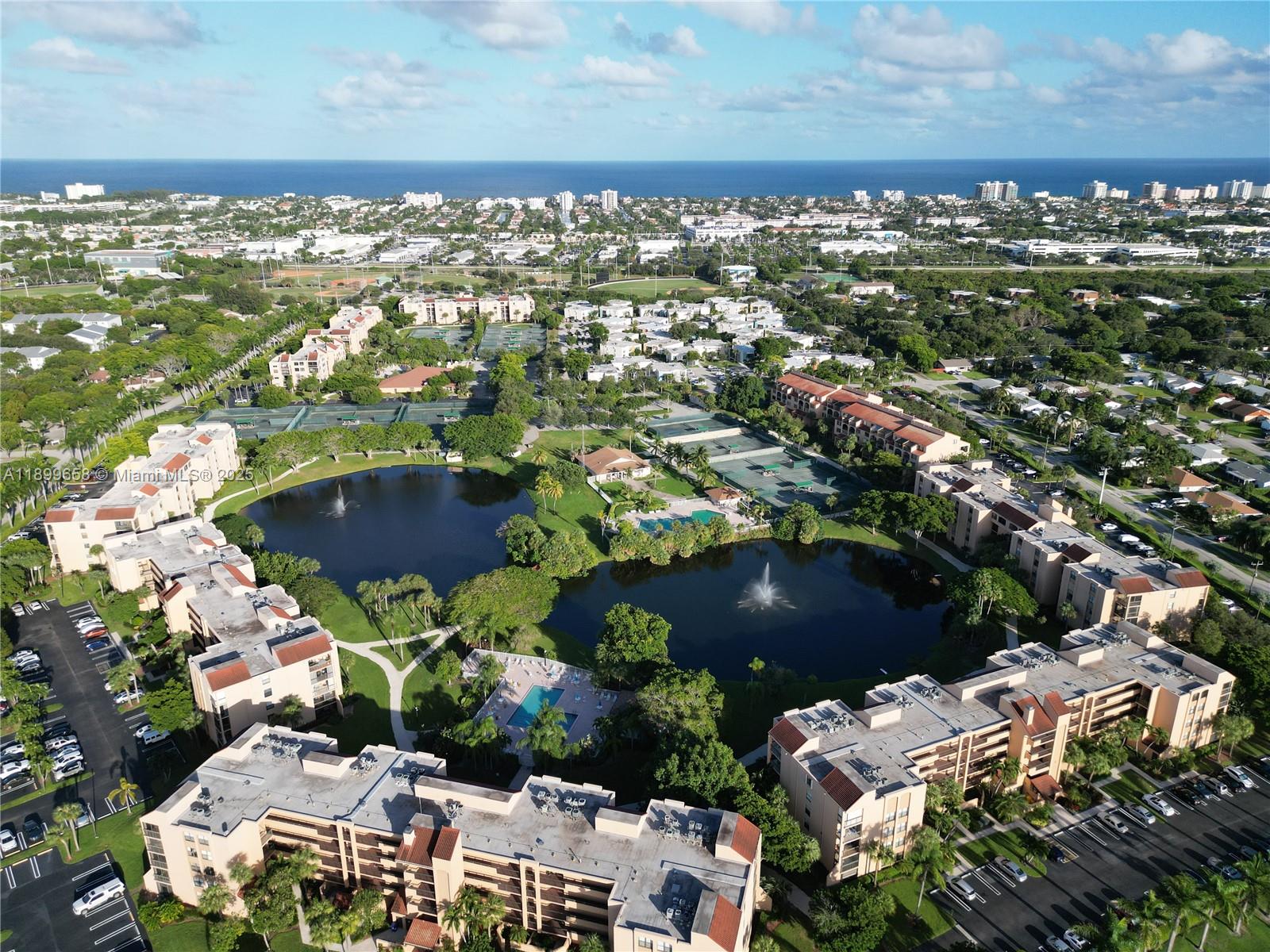 LAVERS DELRAY RACQUET CLU - Residential Lease