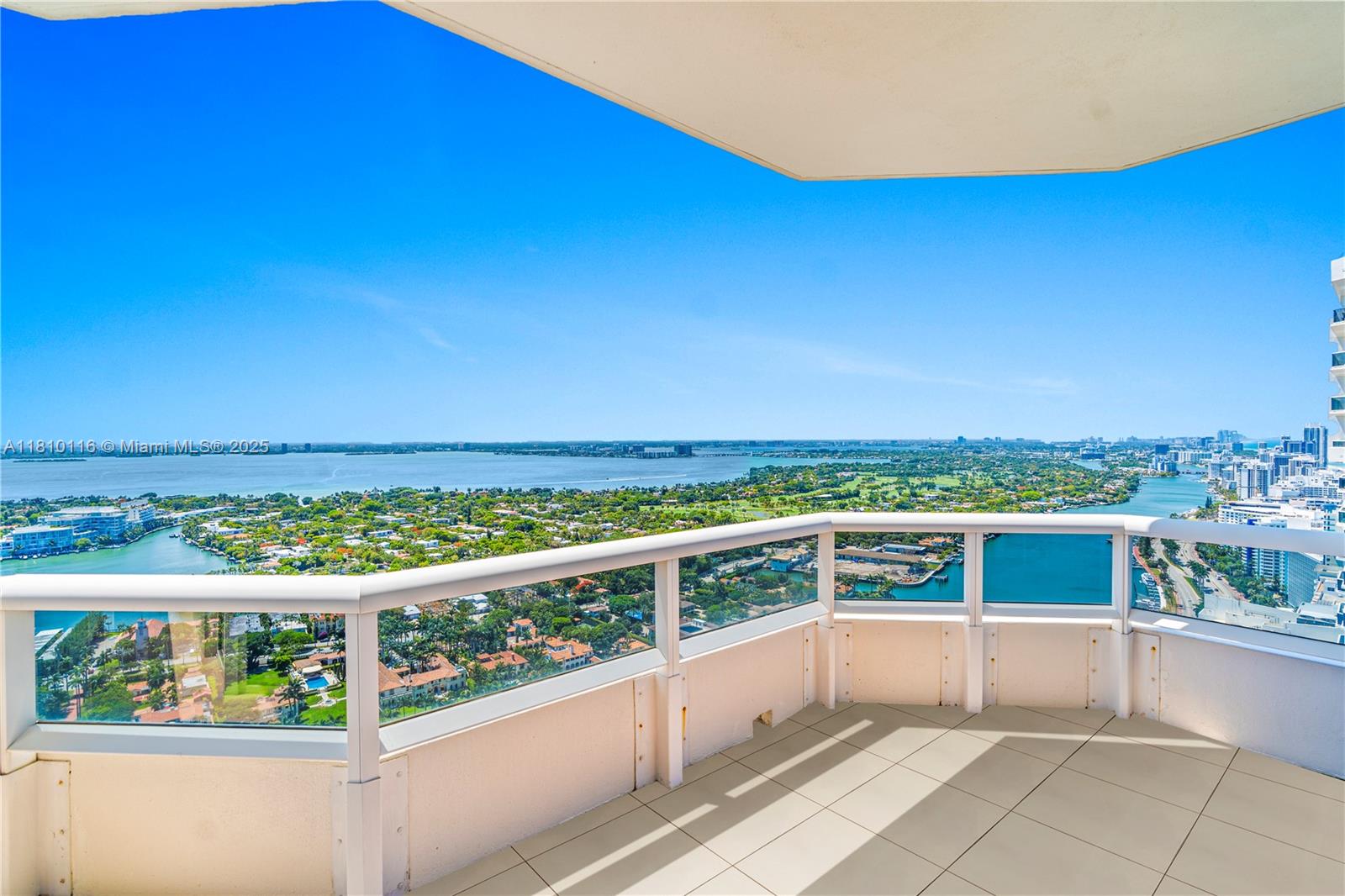 GREEN DIAMOND CONDO - Residential