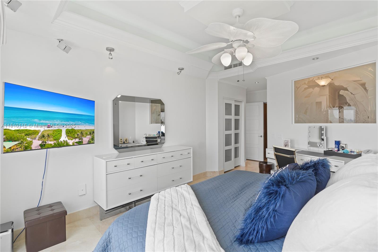 GREEN DIAMOND CONDO - Residential