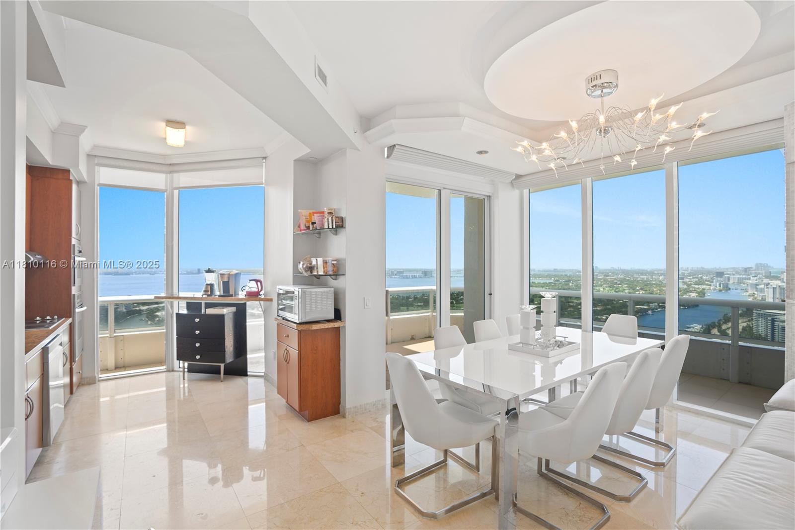 GREEN DIAMOND CONDO - Residential