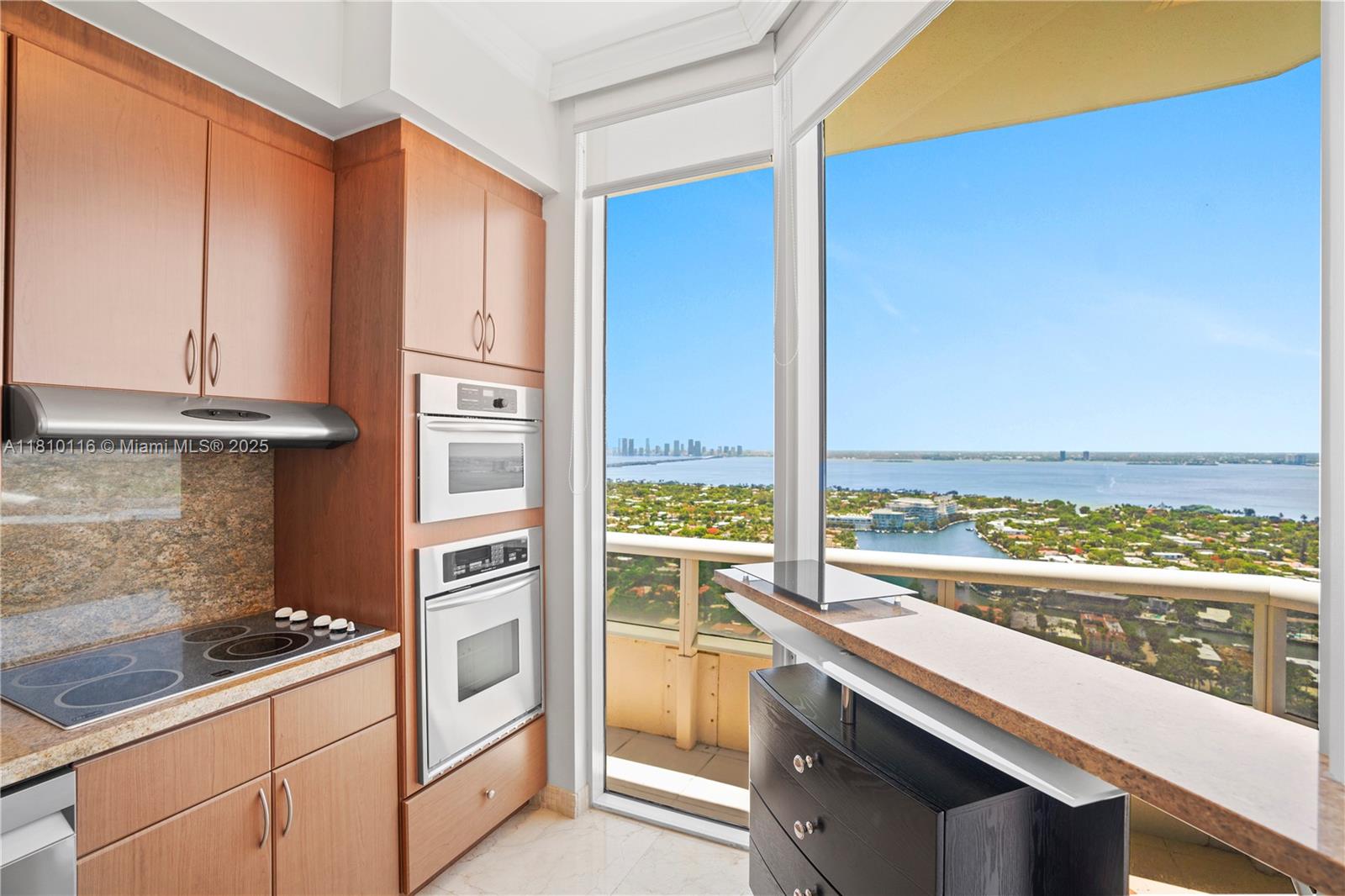 GREEN DIAMOND CONDO - Residential