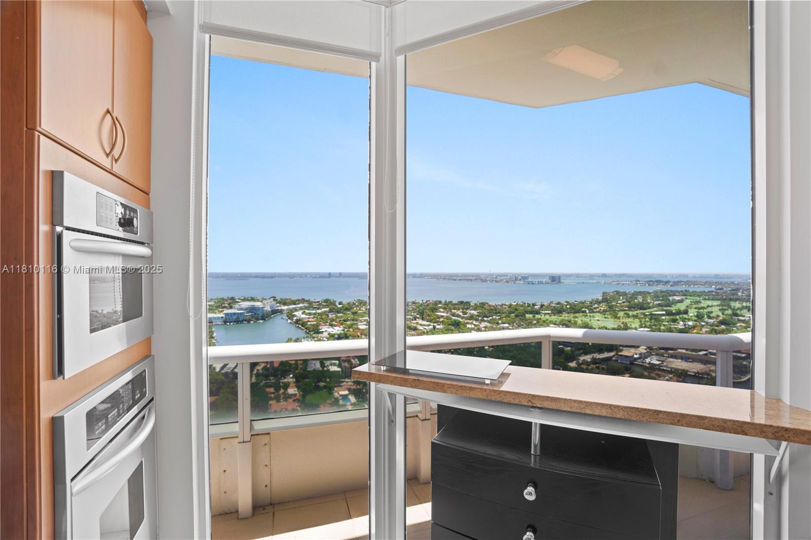 GREEN DIAMOND CONDO - Residential