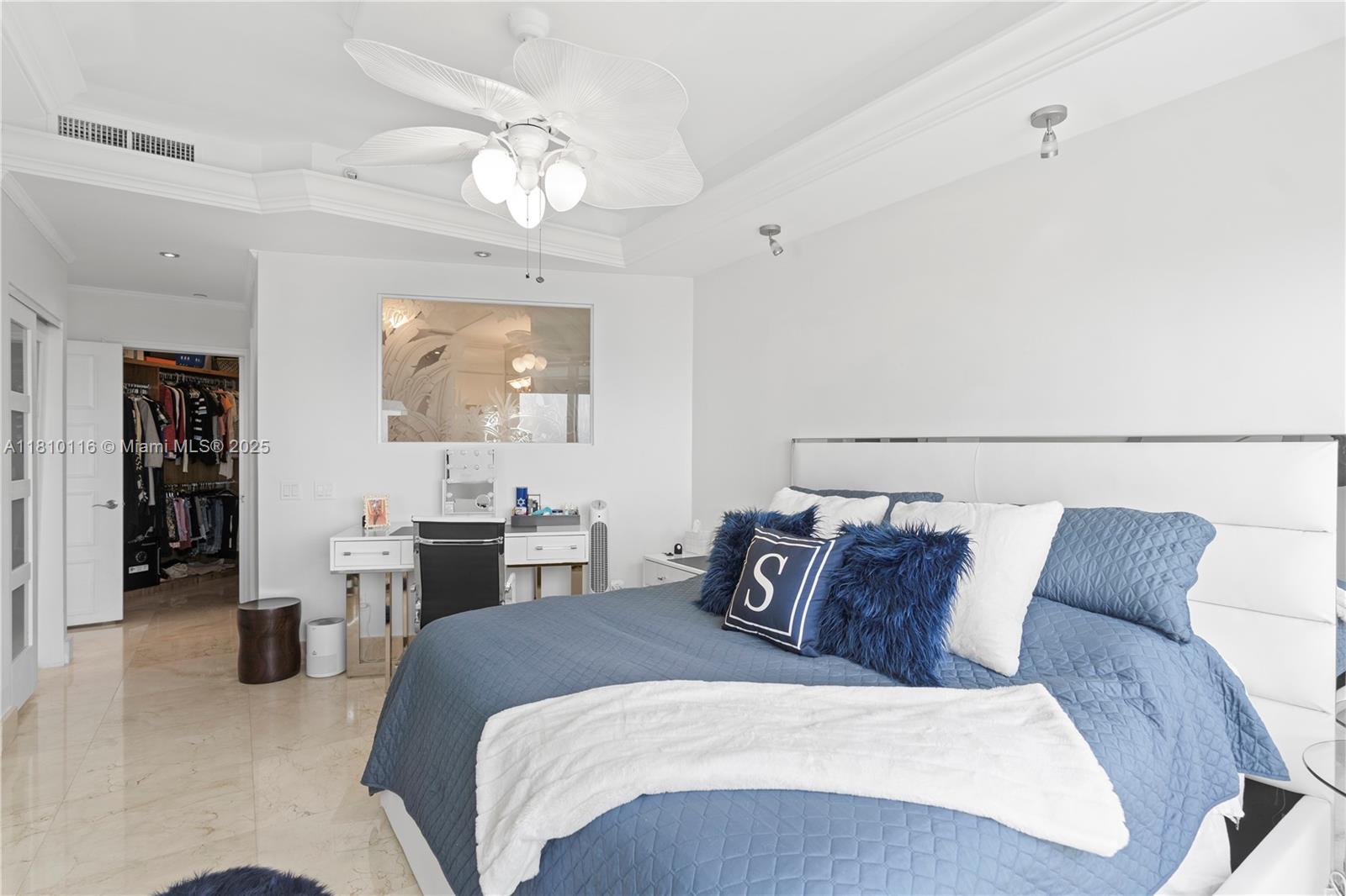 GREEN DIAMOND CONDO - Residential