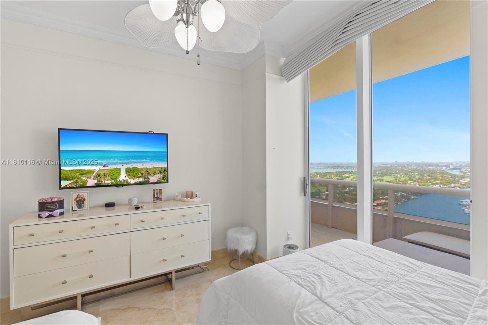 GREEN DIAMOND CONDO - Residential