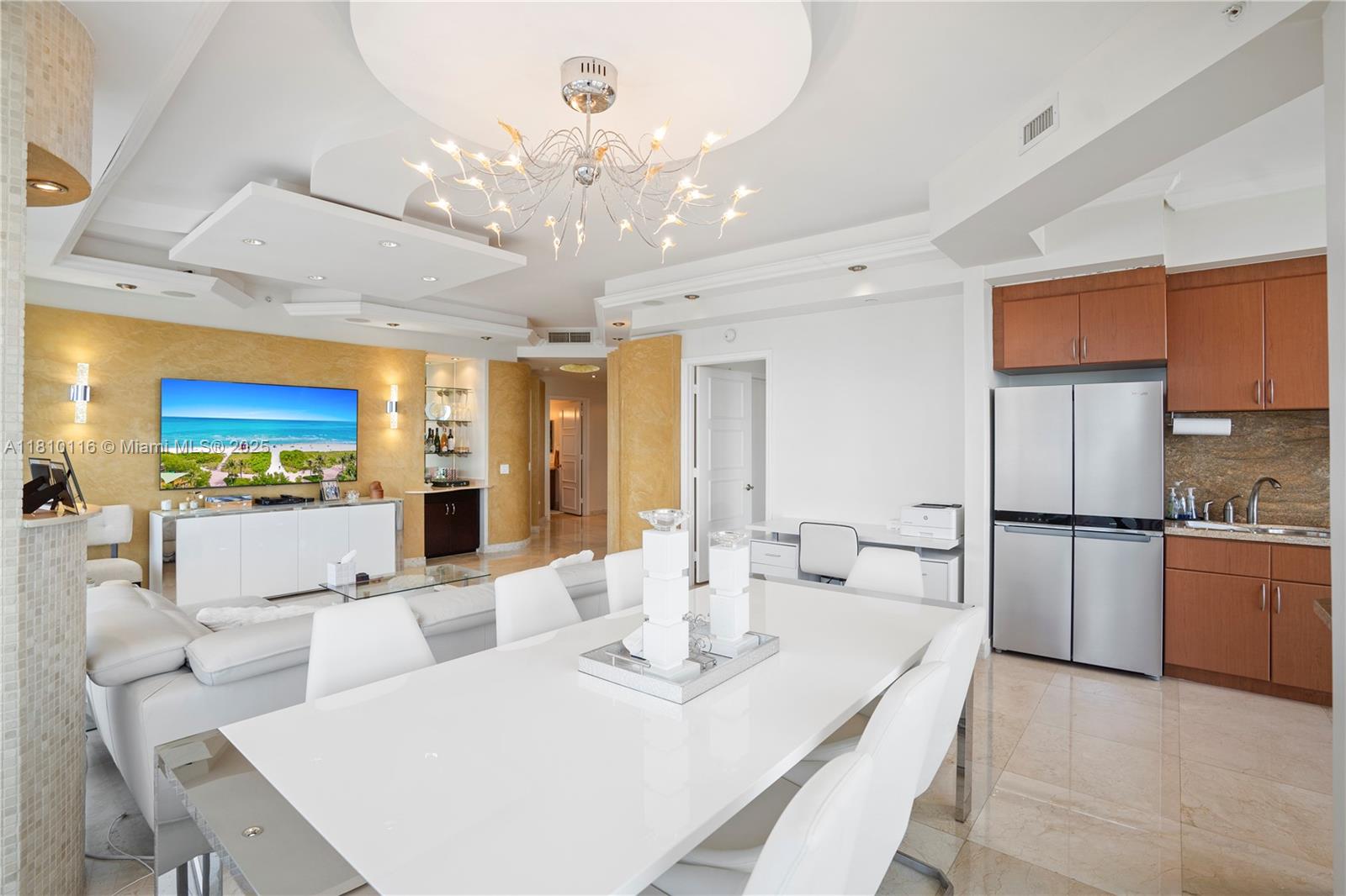 GREEN DIAMOND CONDO - Residential