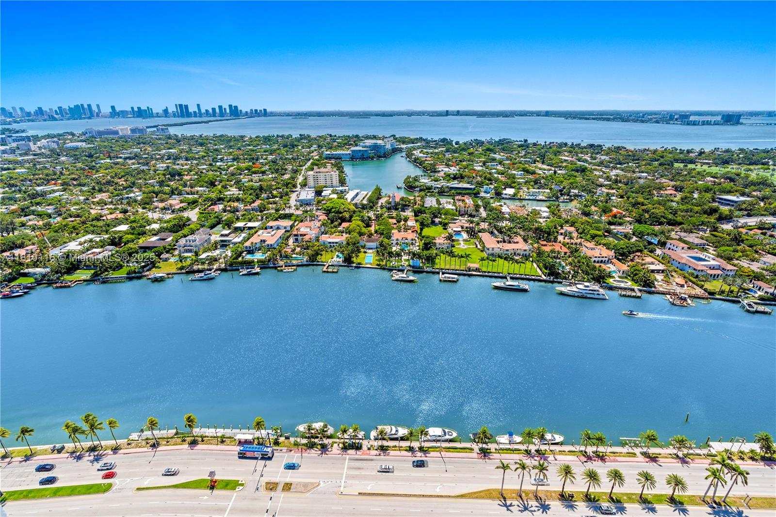 GREEN DIAMOND CONDO - Residential