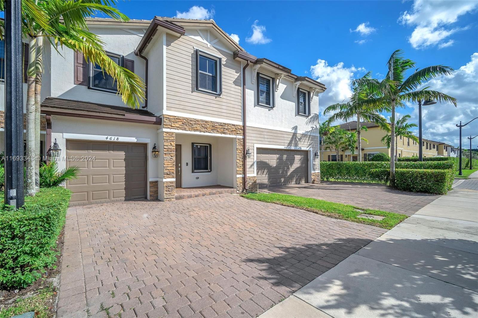 TROTTERS CHASE - Residential
