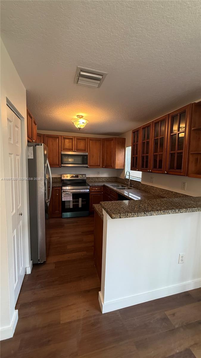 PEMBROKE ISLES 1 - Residential