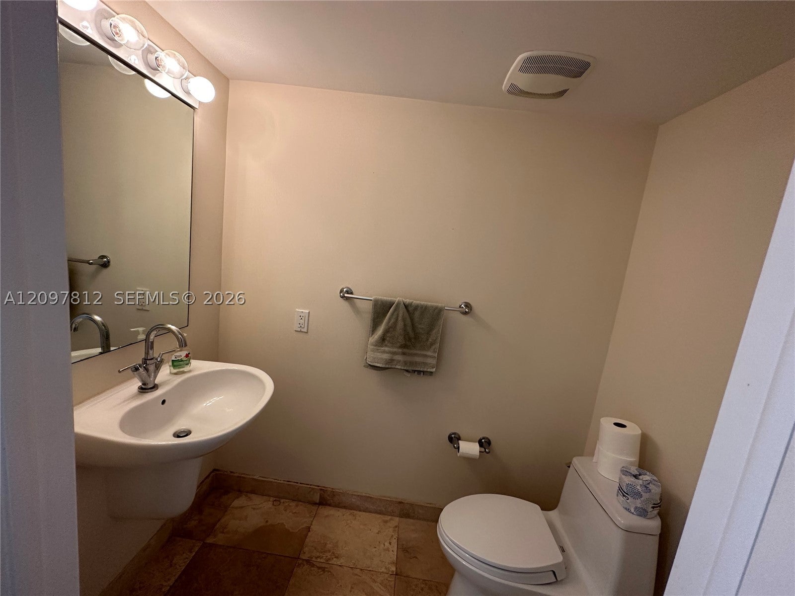 41 SE 5th St 1714