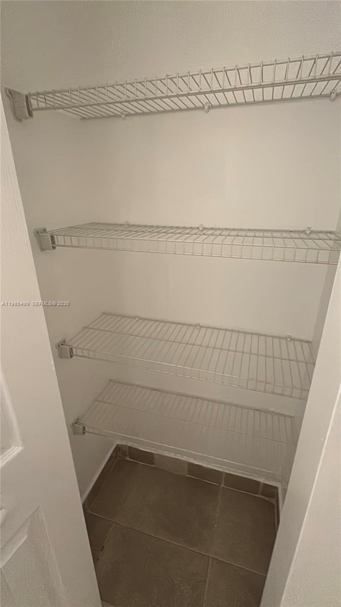 HAMMOCKS TRAILS CONDO - Residential Lease