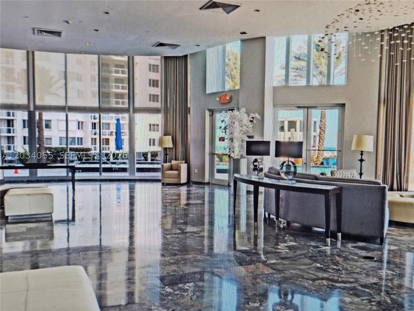 17201 Collins Ave 1508