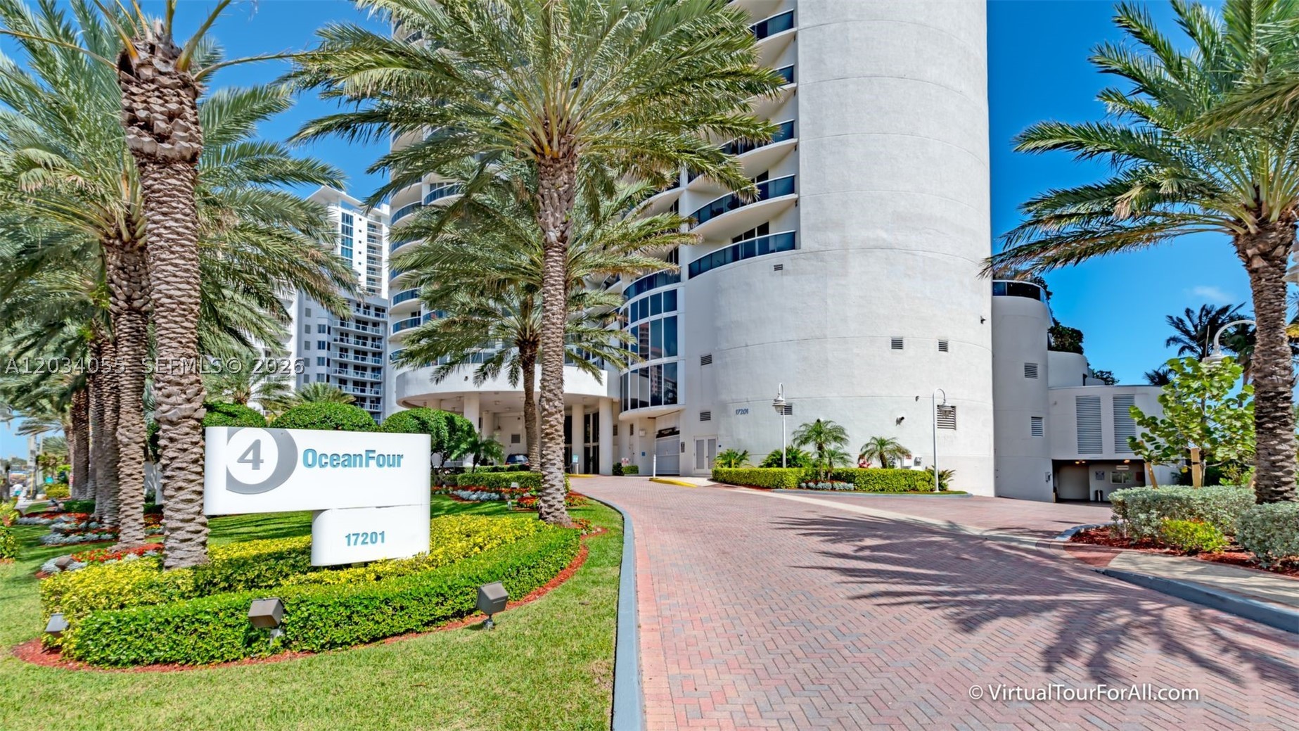 17201 Collins Ave 1508