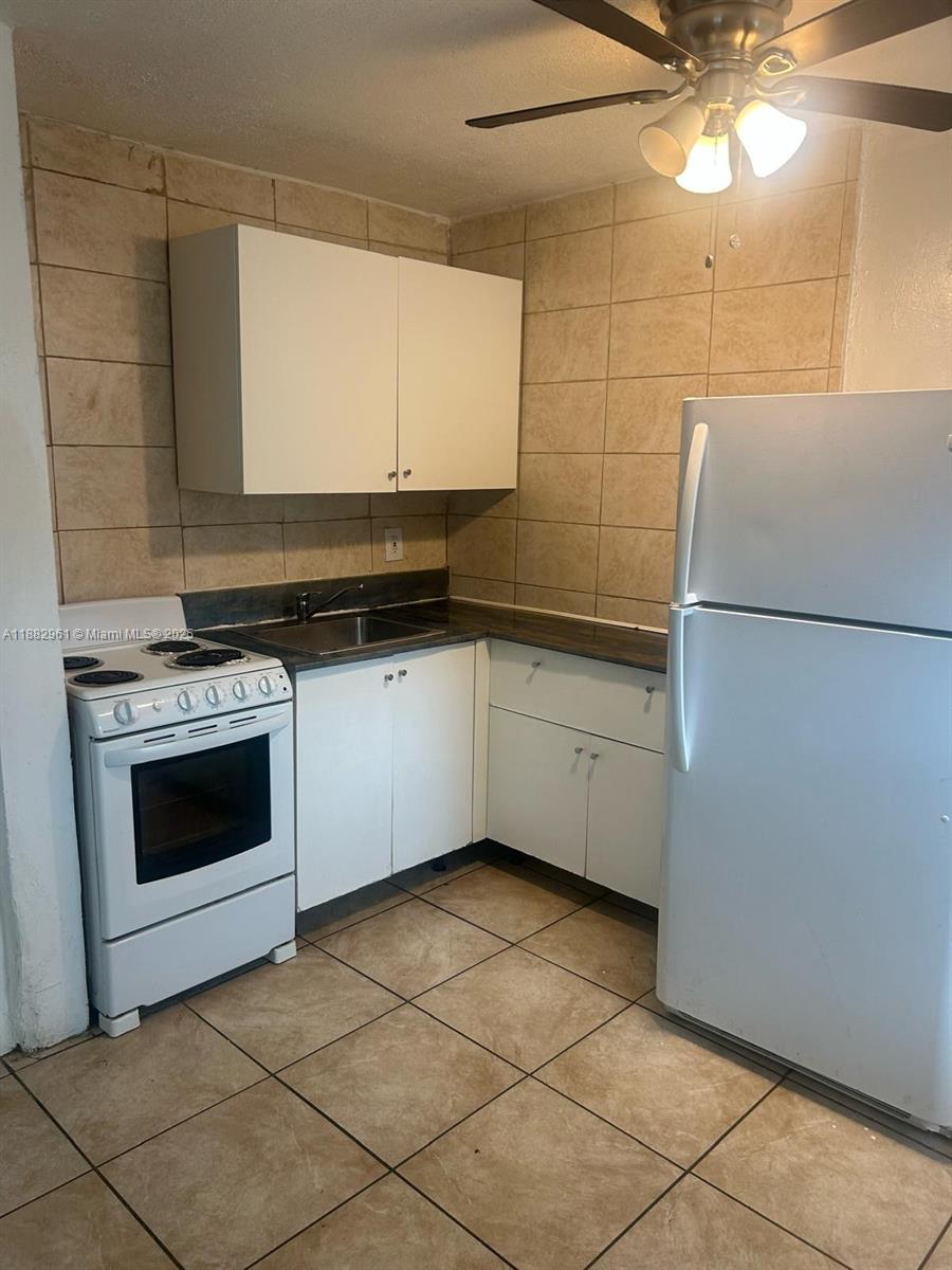 ATLANTIC SHORES DIXIE HIG - Residential Lease
