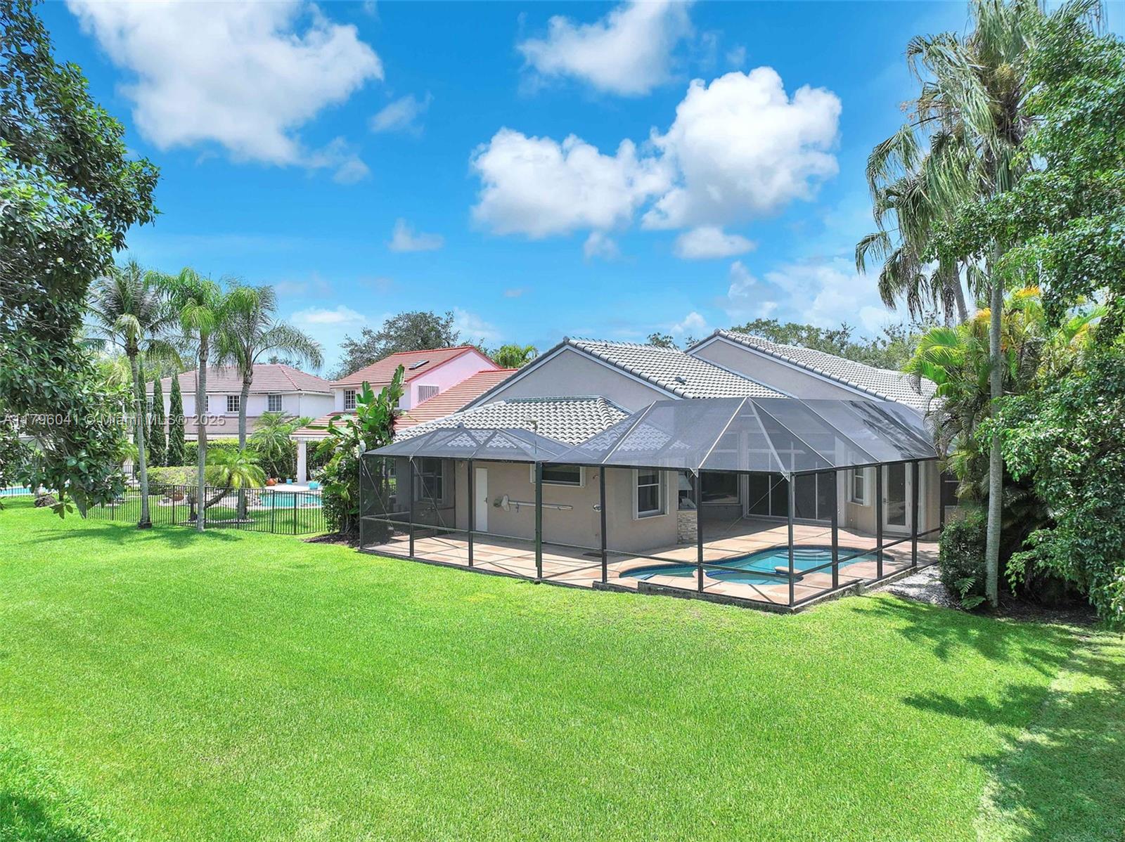 2623 Oakbrook Dr