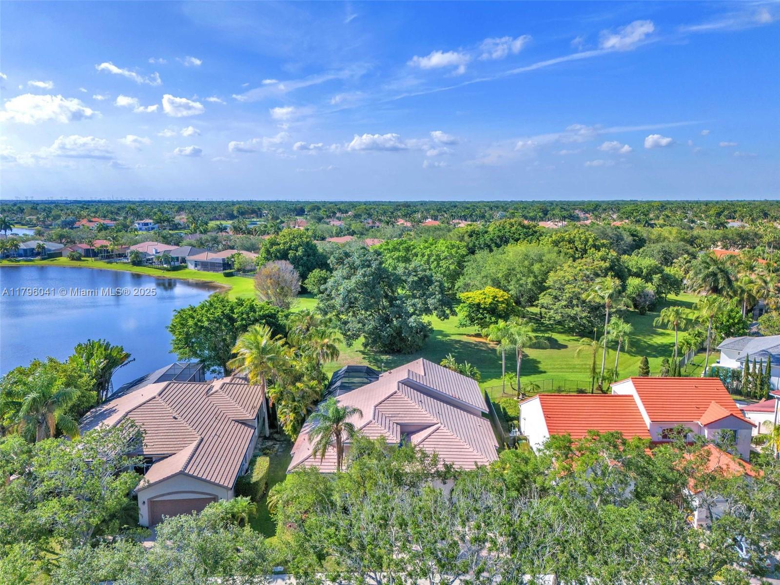 2623 Oakbrook Dr
