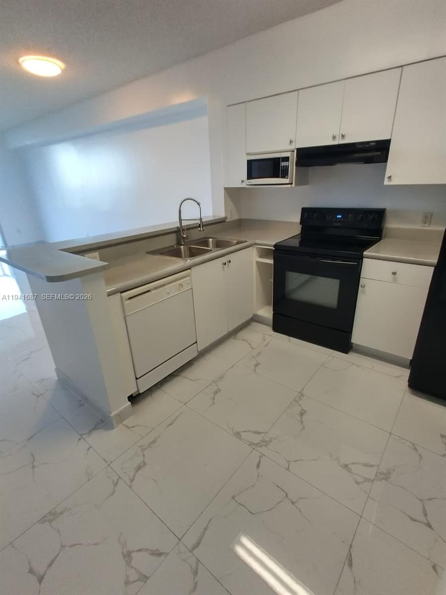 BLUE LAGOON CONDO - Residential Lease