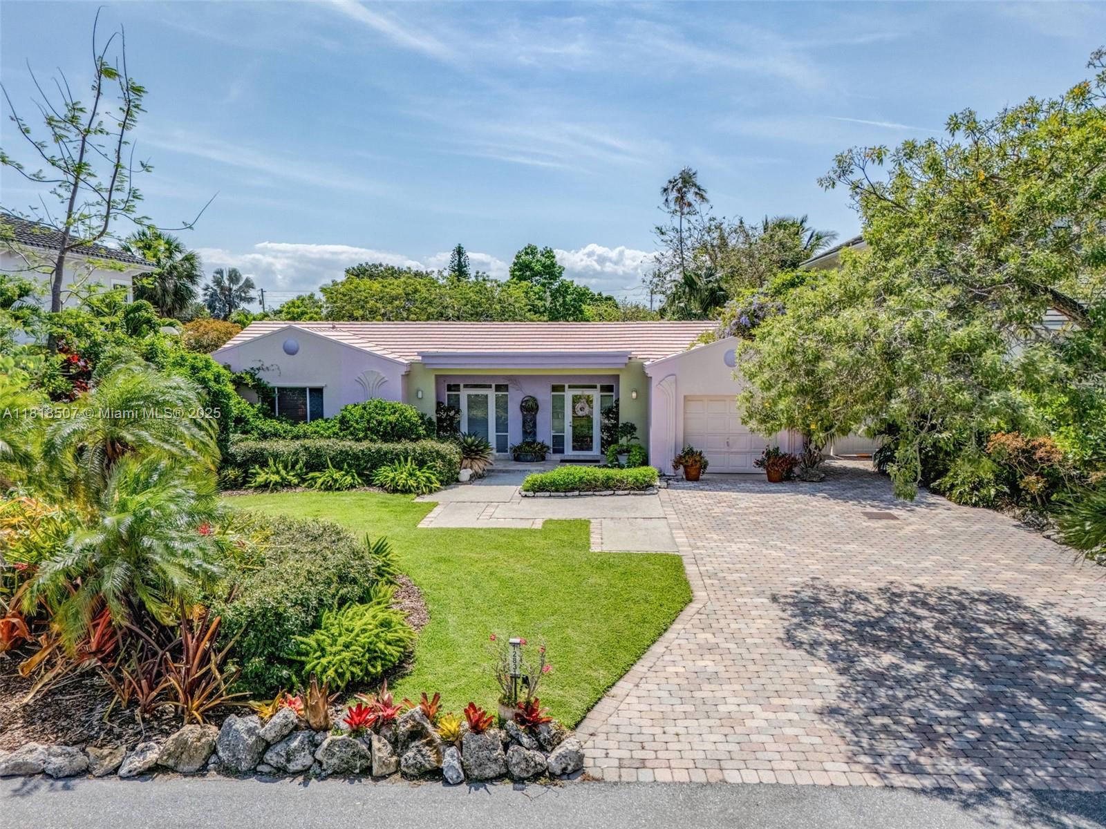 INTRACOASTAL PARK - Residential