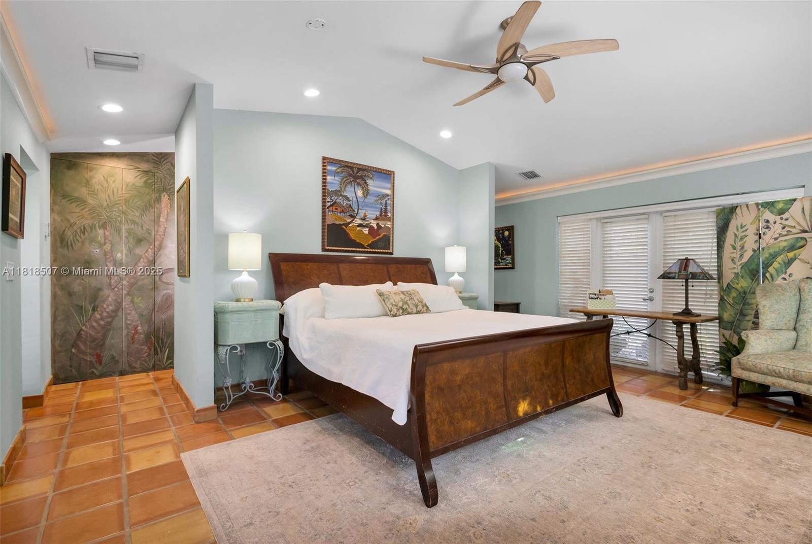 INTRACOASTAL PARK - Residential