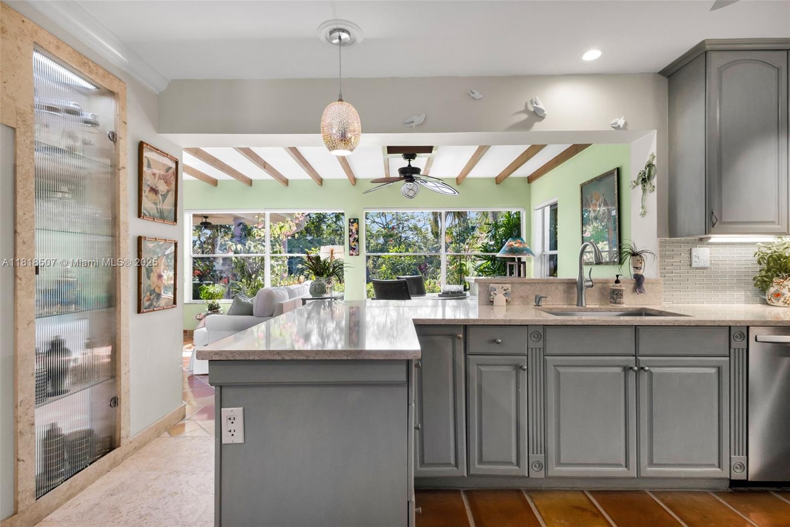 INTRACOASTAL PARK - Residential