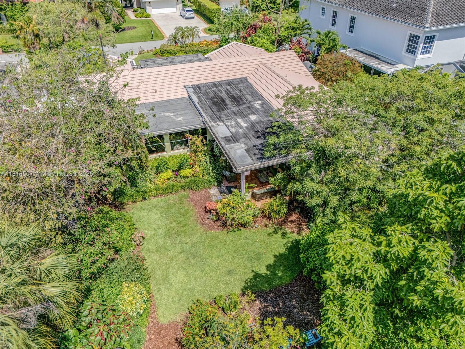 INTRACOASTAL PARK - Residential