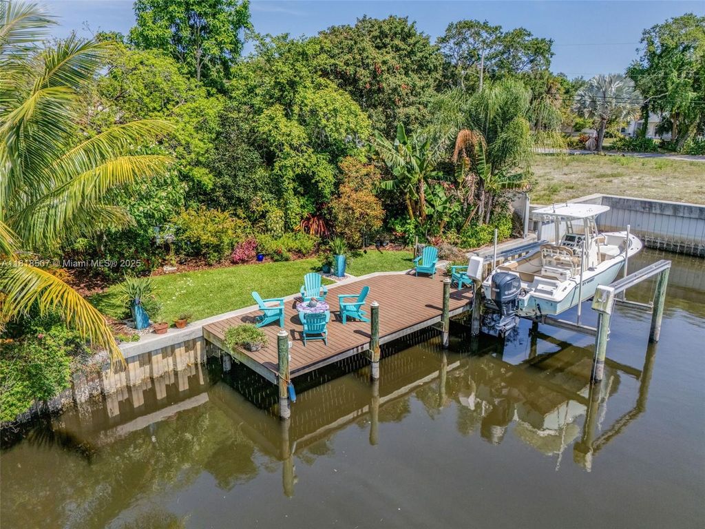 Photo of 12831 Inshore Dr, Palm Beach Gardens, FL 33410 (MLS # A11818507)