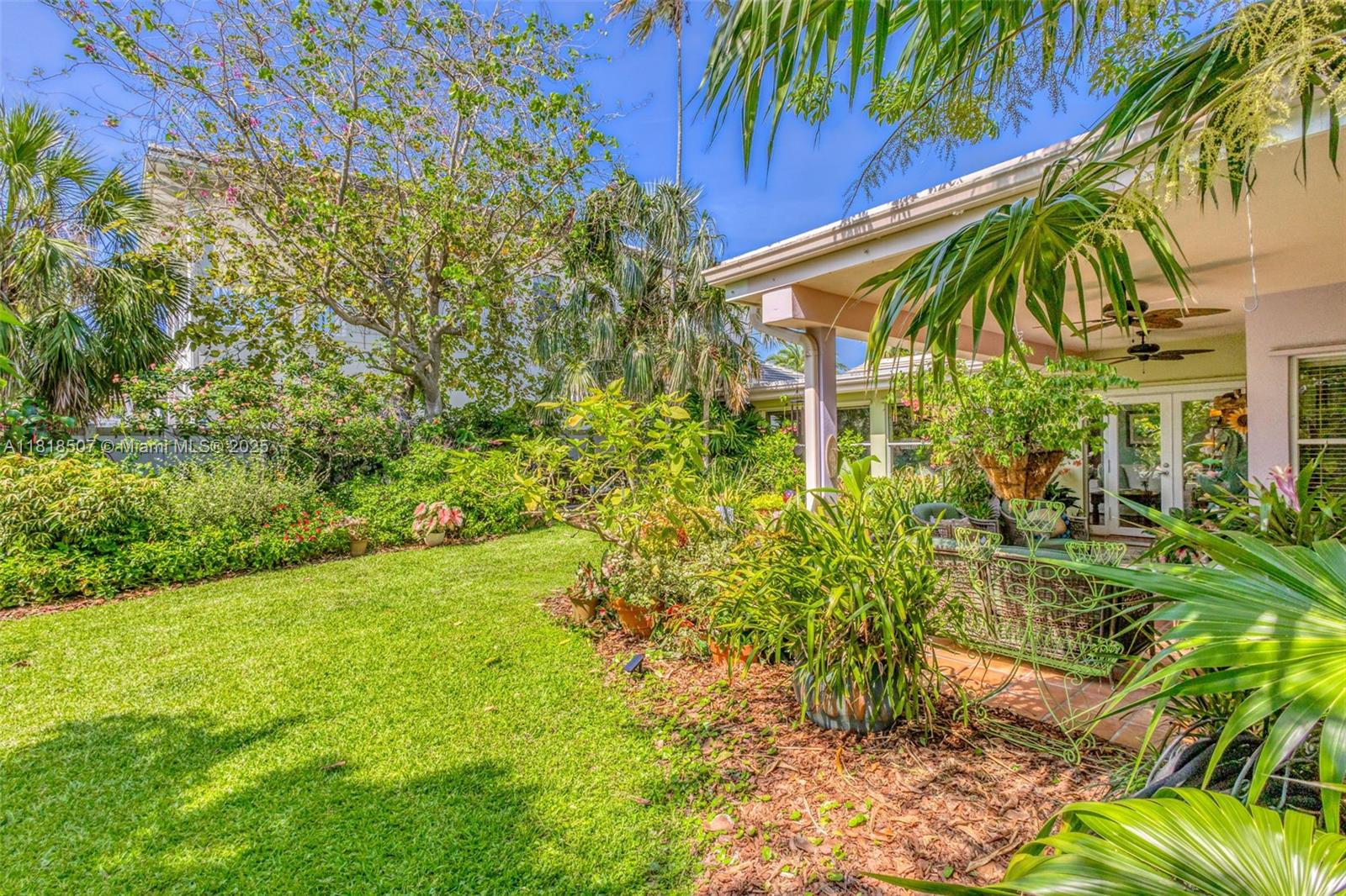 INTRACOASTAL PARK - Residential