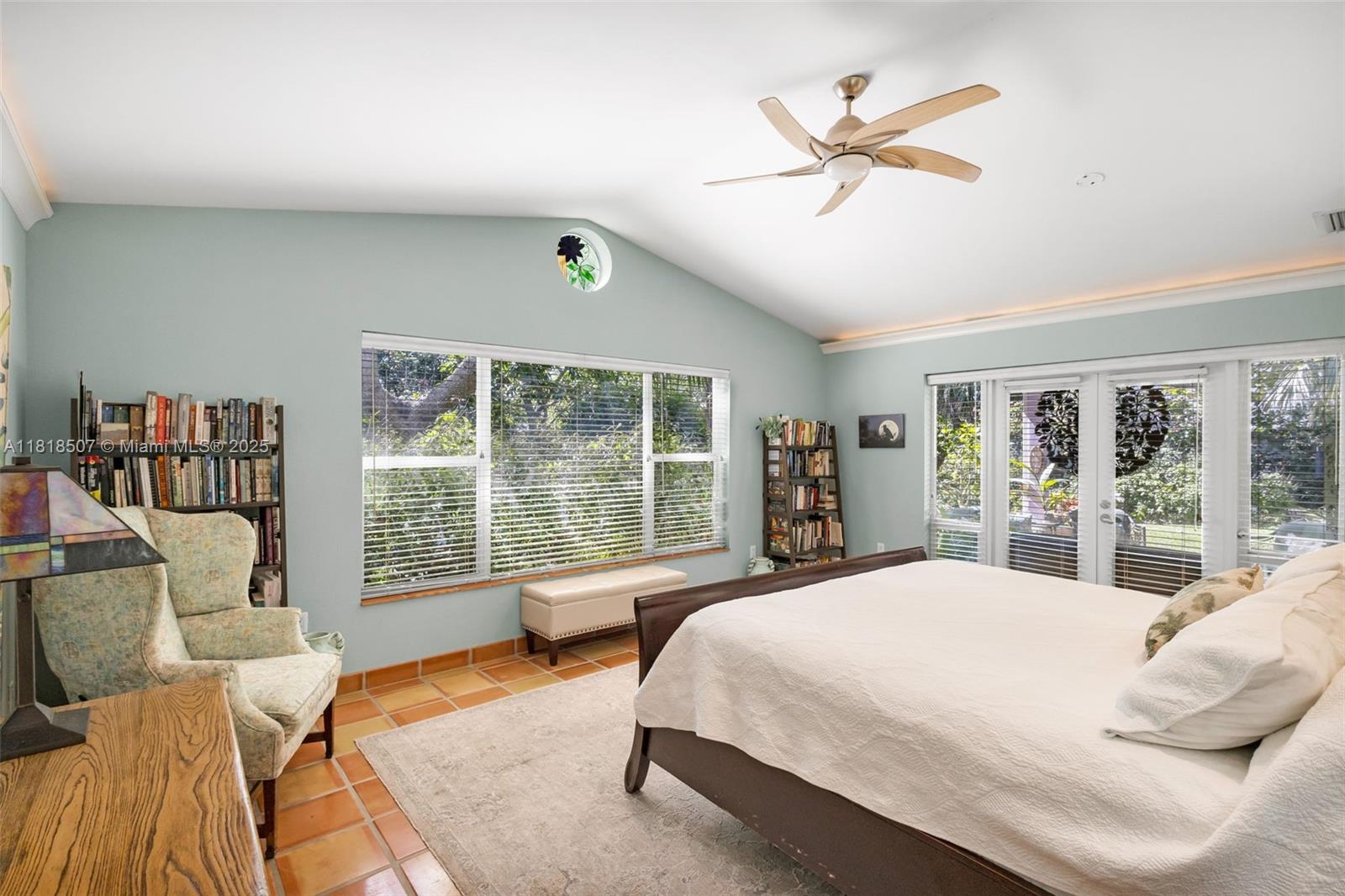 INTRACOASTAL PARK - Residential