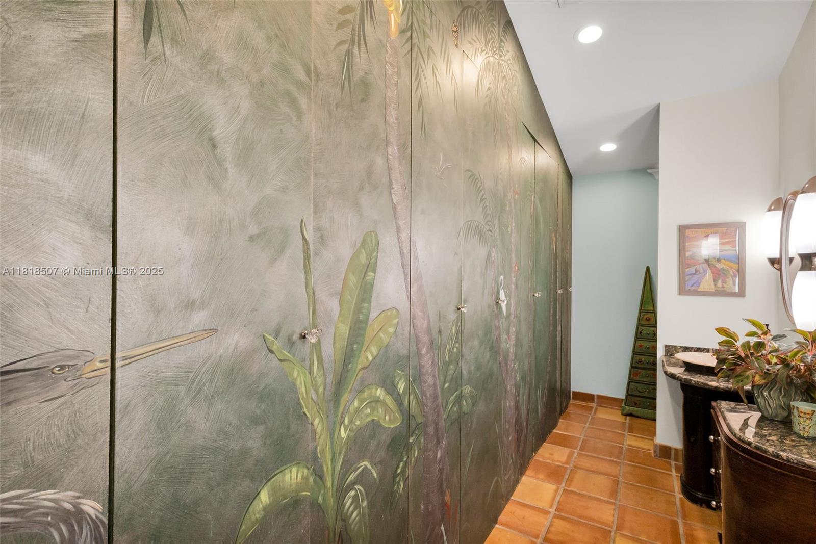 INTRACOASTAL PARK - Residential