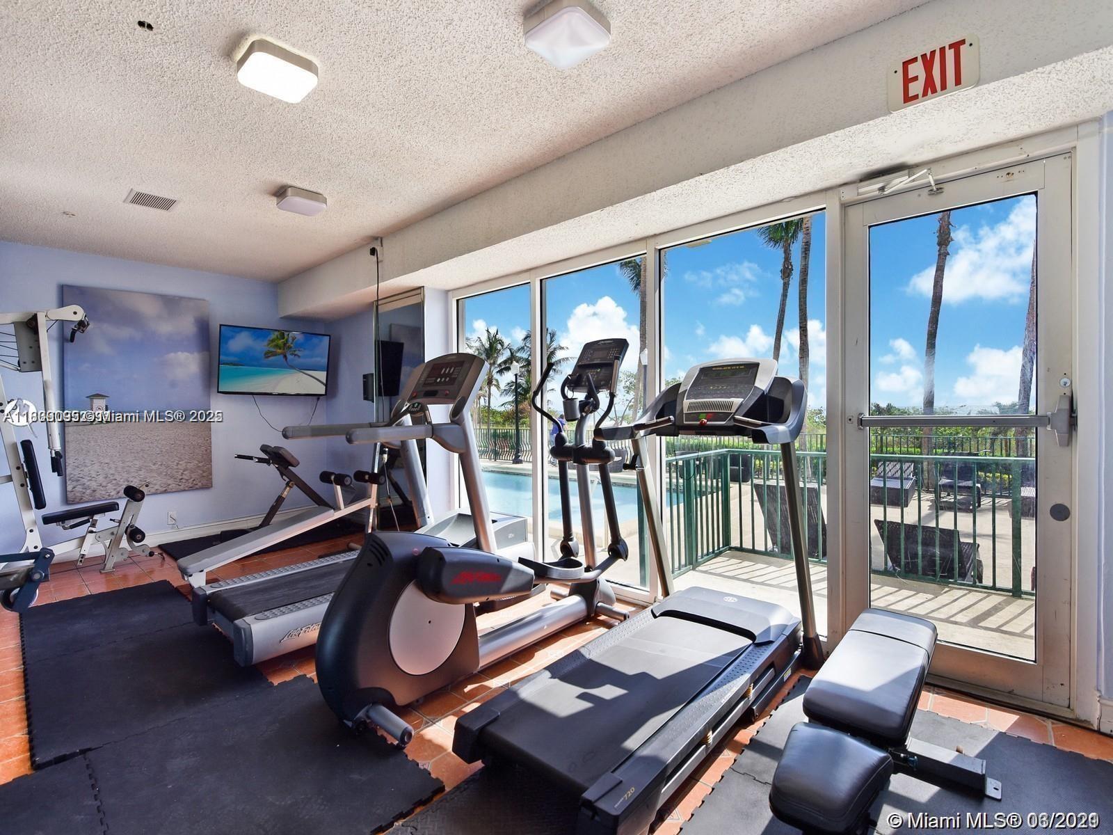 CARLISLE ON THE OCEAN CON - Residential